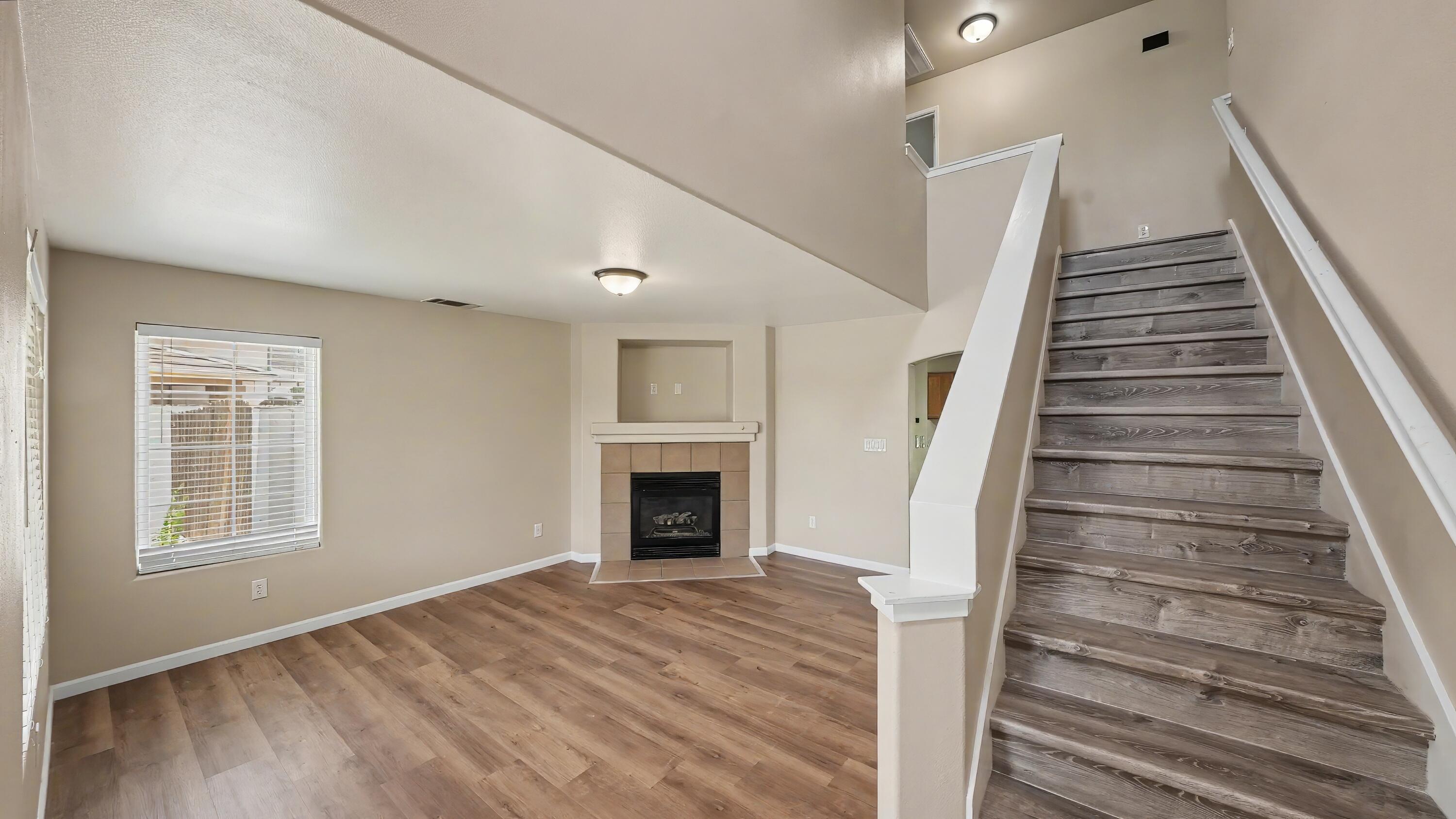 1354 N Belmont St, Porterville, CA 93257