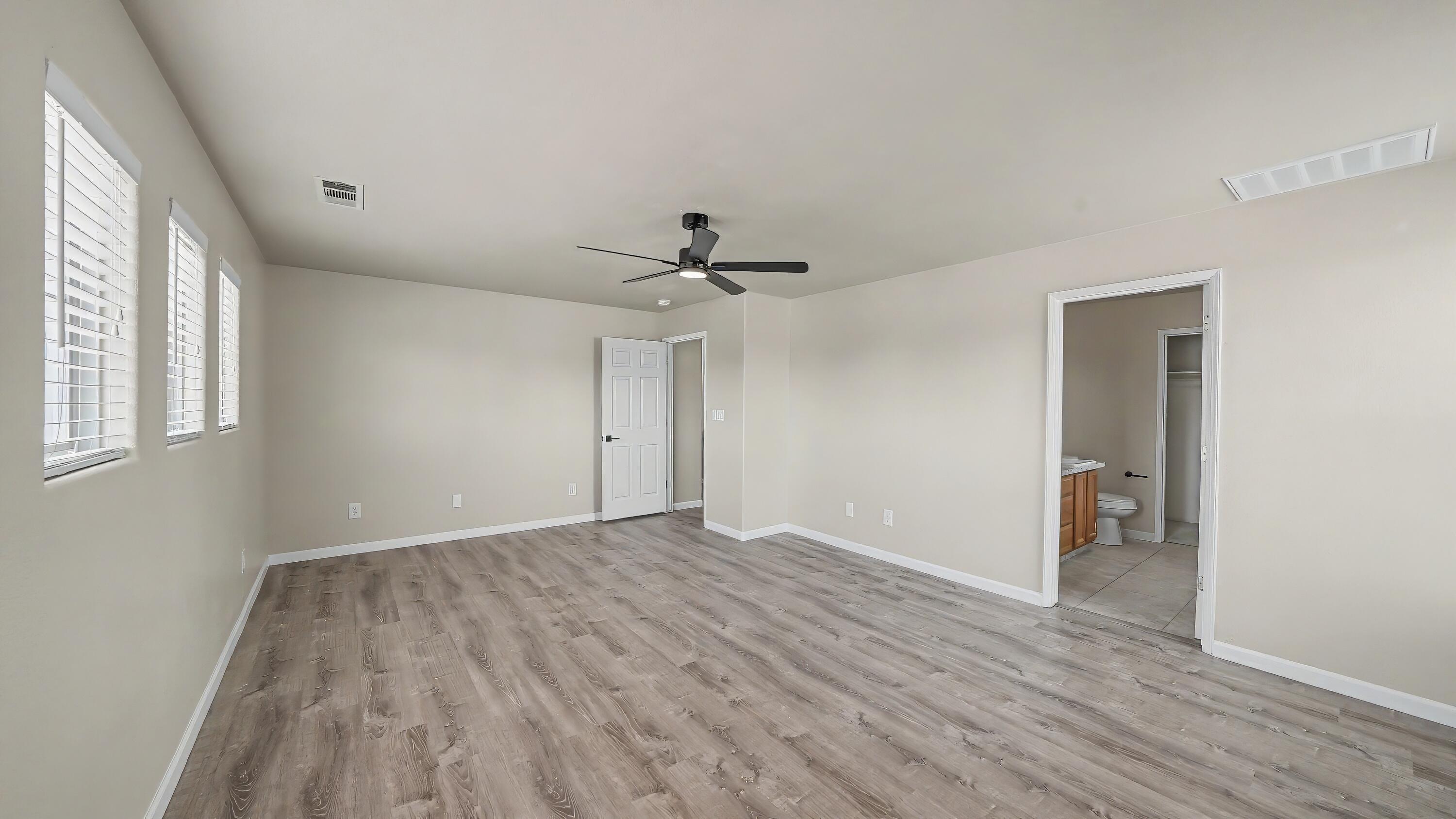 1354 N Belmont St, Porterville, CA 93257
