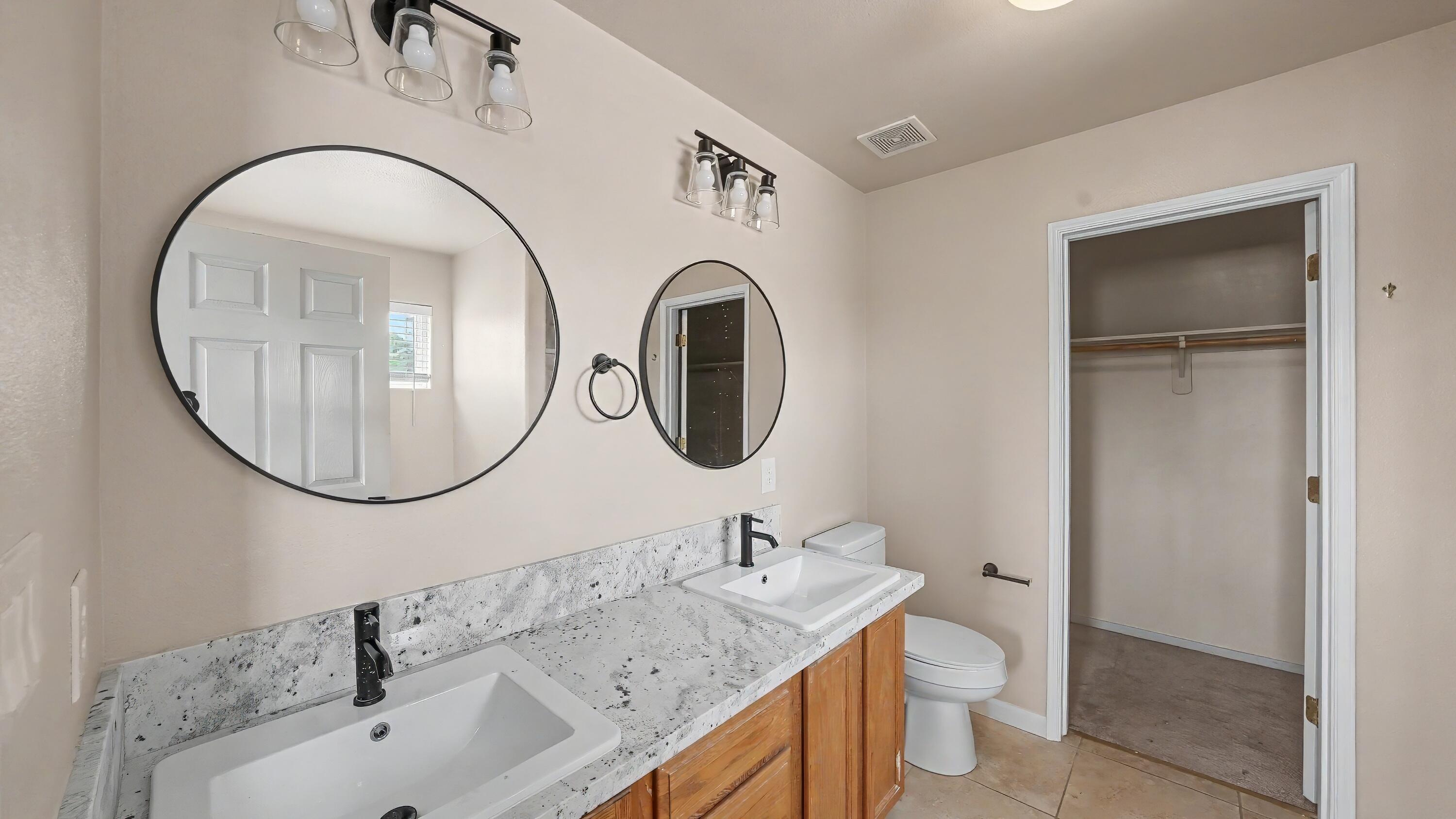 1354 N Belmont St, Porterville, CA 93257