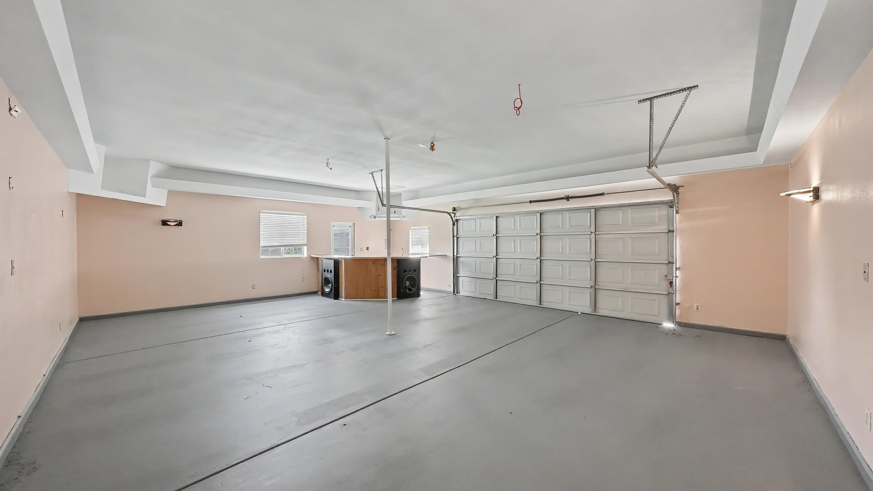 1354 N Belmont St, Porterville, CA 93257