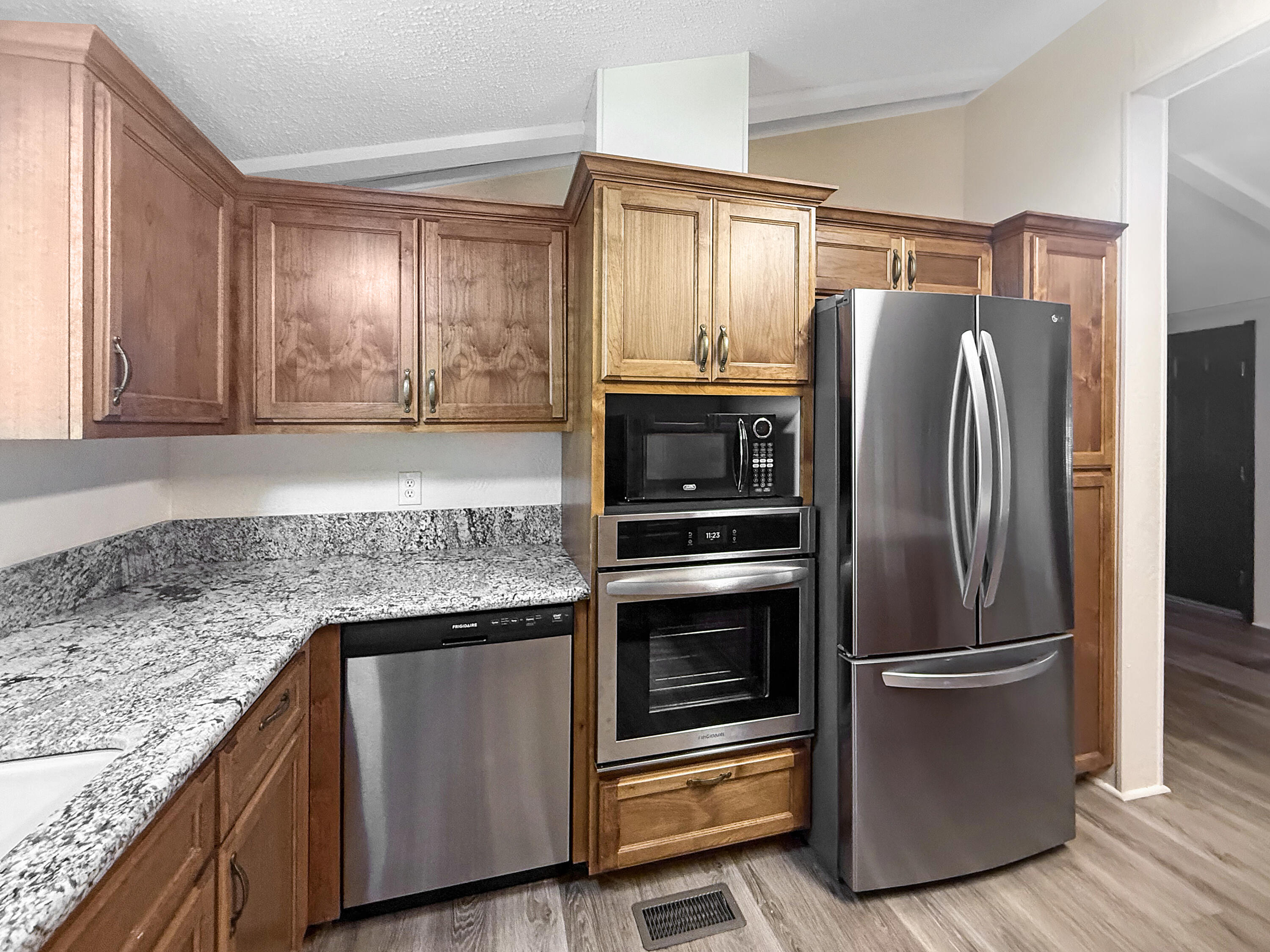 2706 W Ashlan Ave #286, Fresno, CA 93705