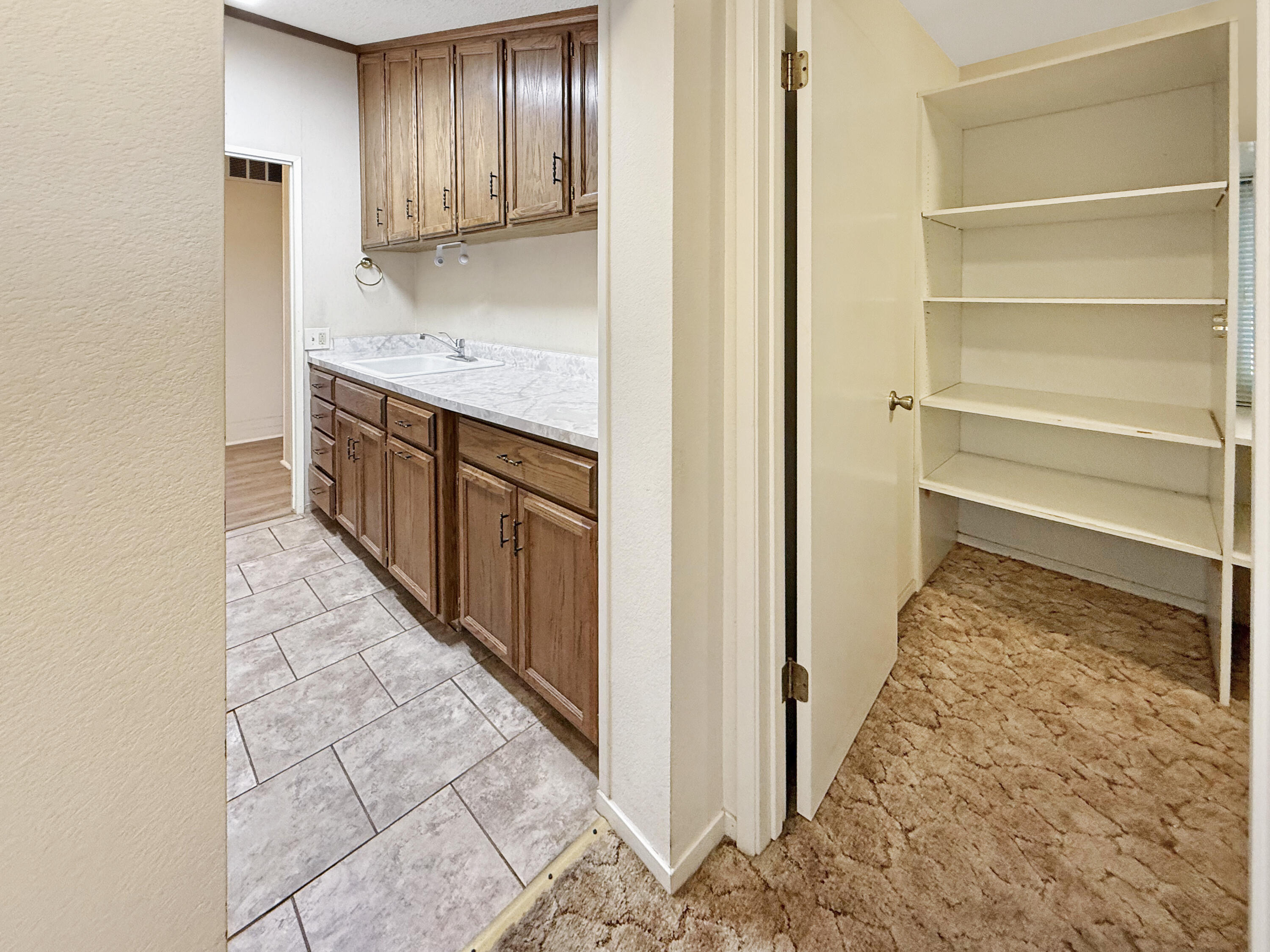 2706 W Ashlan Ave #286, Fresno, CA 93705
