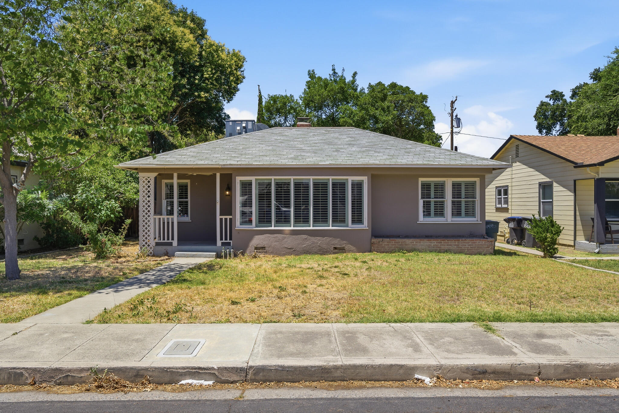 711 S Sowell St, Visalia, CA 93277