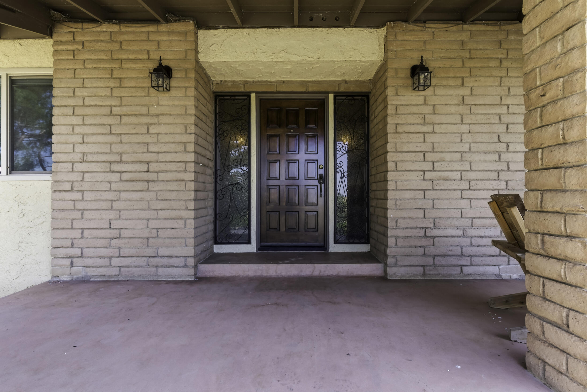 4015 Road 256, Ducor, CA 93218