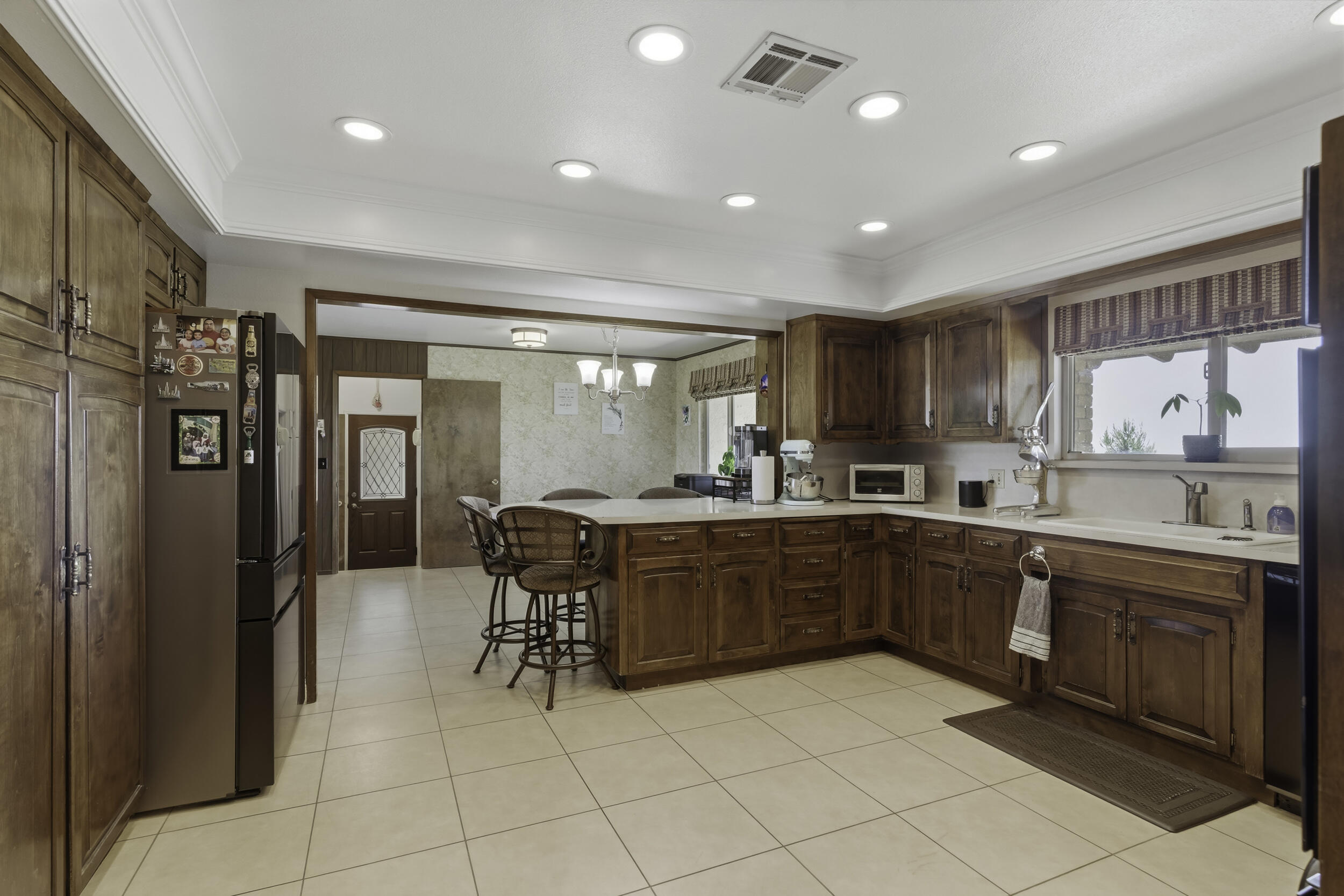 4015 Road 256, Ducor, CA 93218