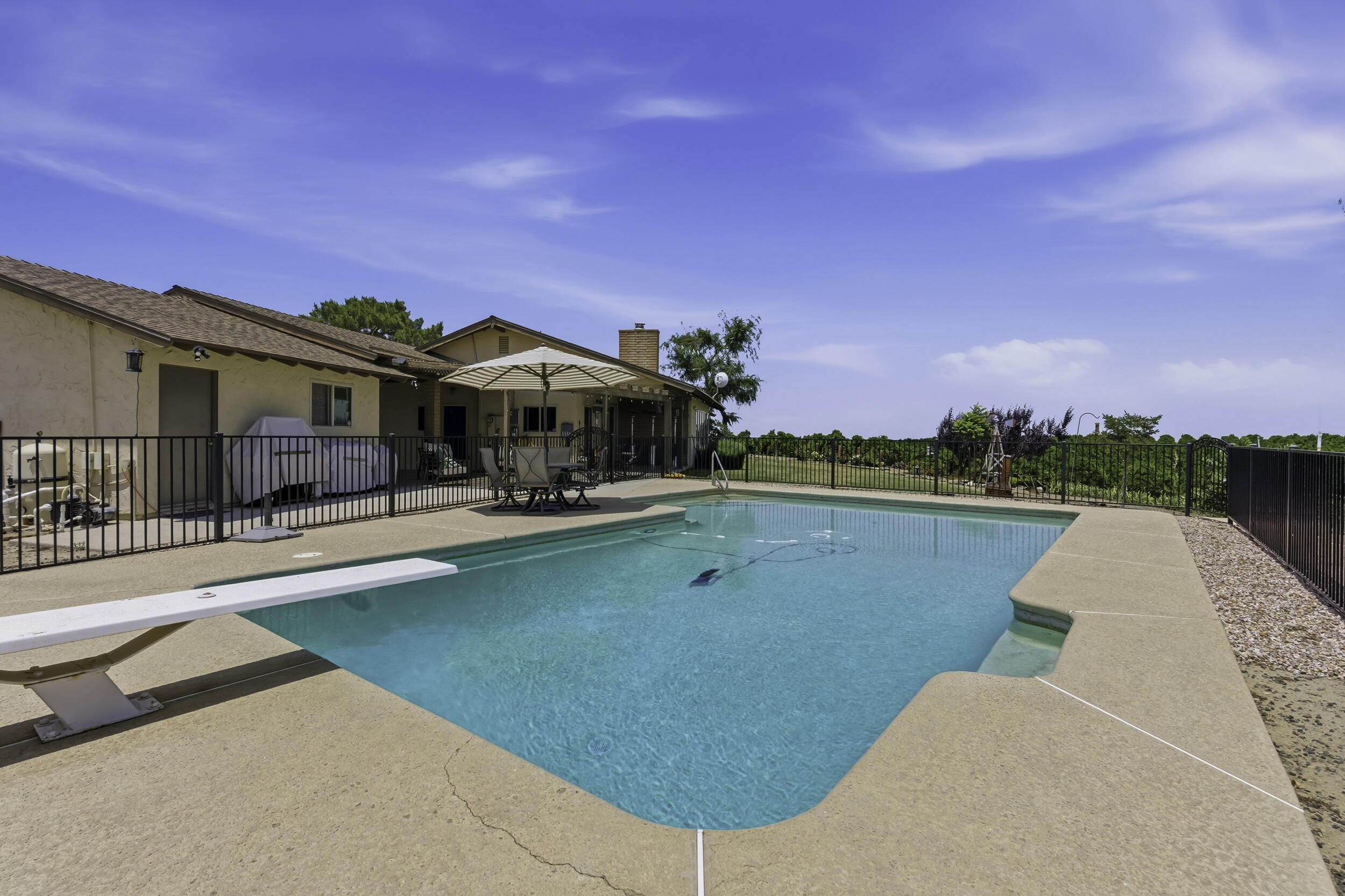 4015 Road 256, Ducor, CA 93218