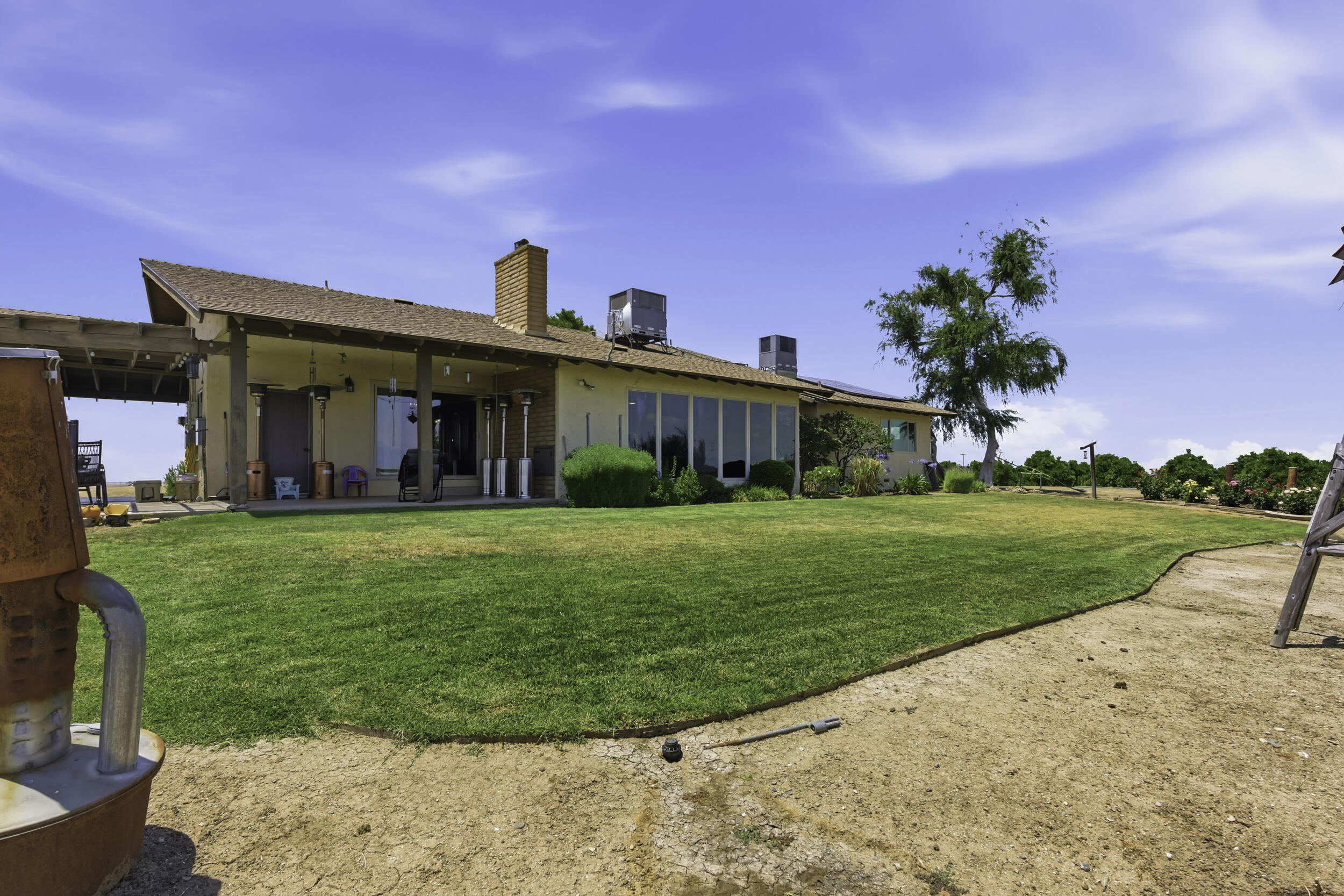 4015 Road 256, Ducor, CA 93218