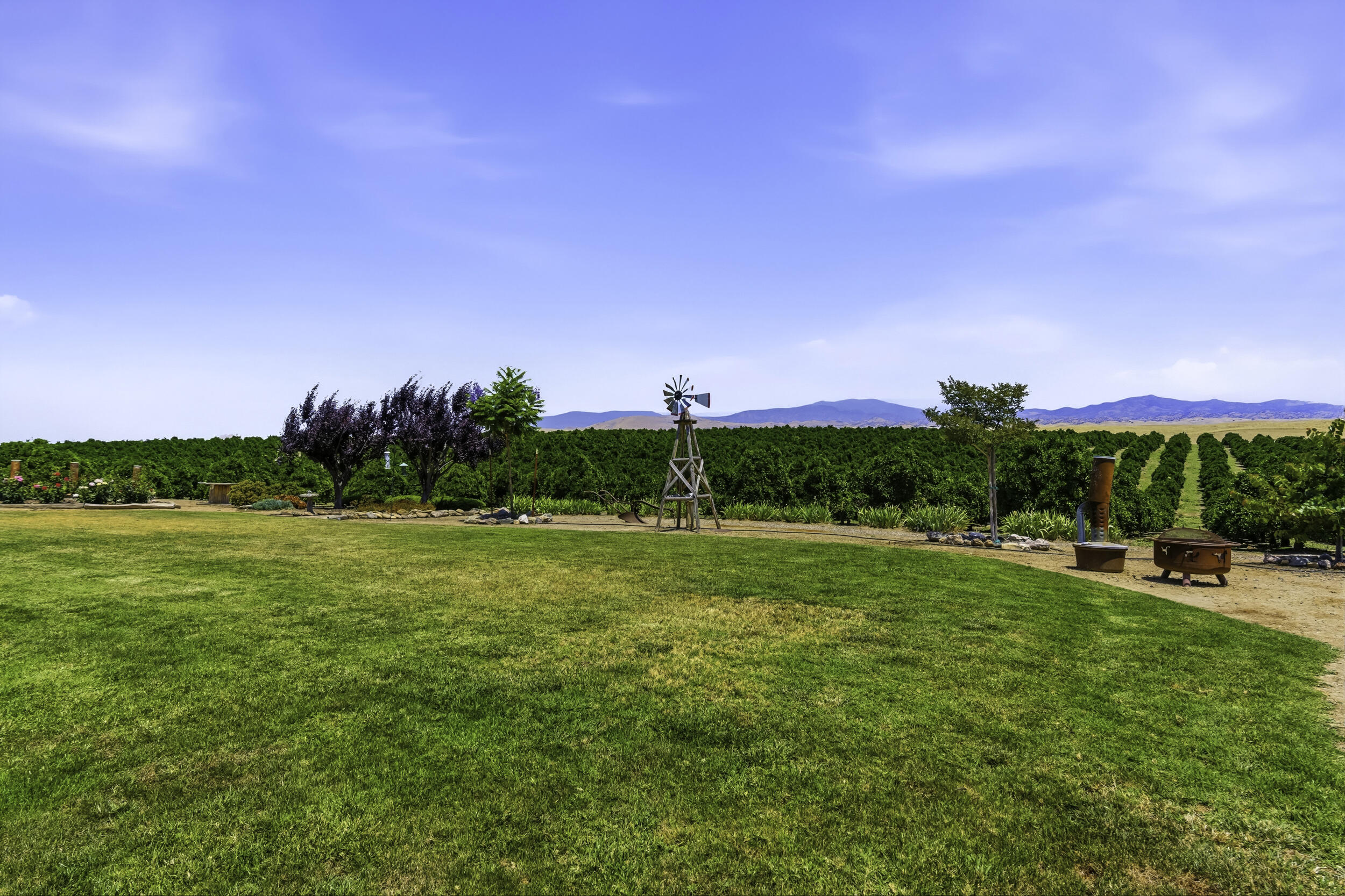 4015 Road 256, Ducor, CA 93218