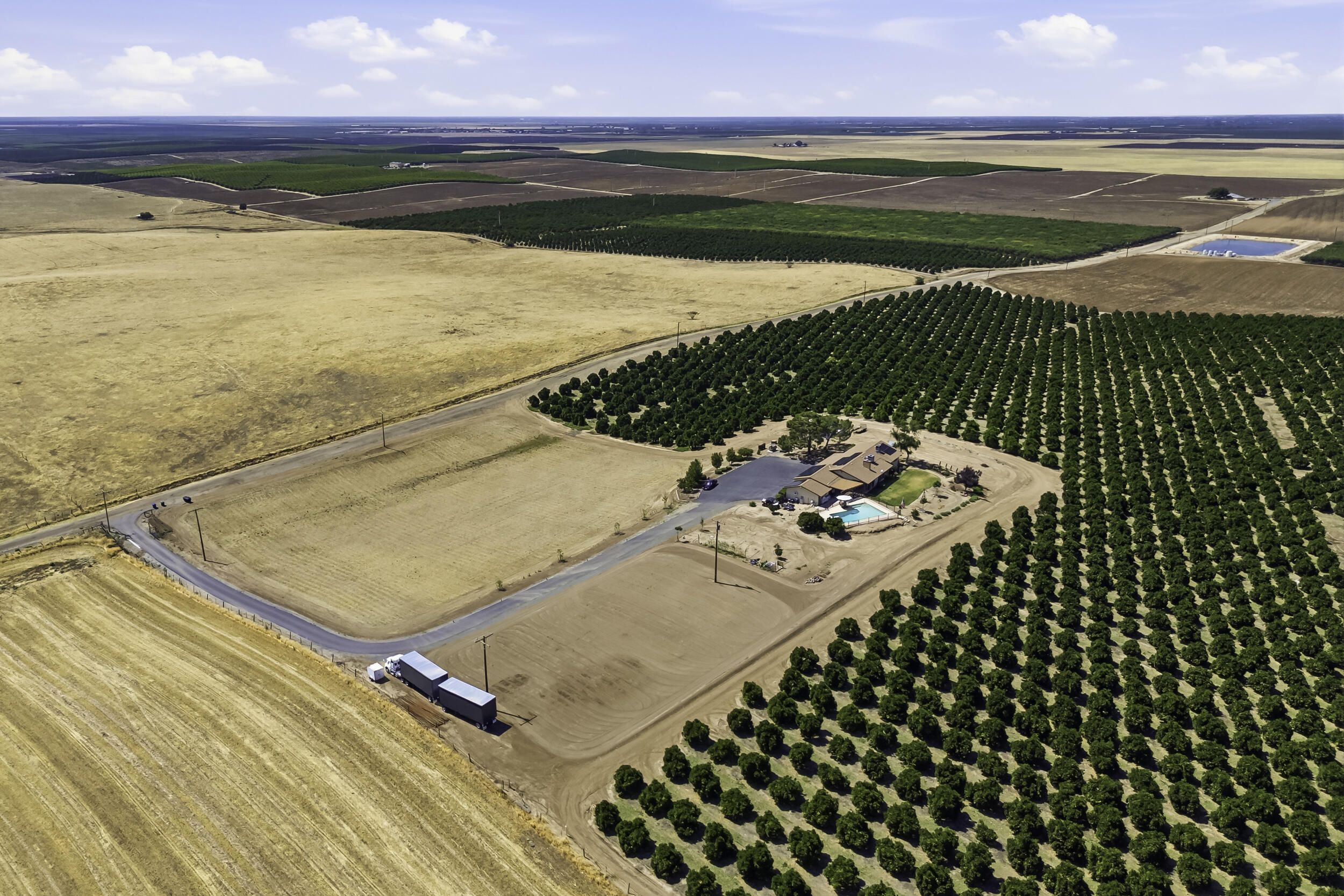 4015 Road 256, Ducor, CA 93218