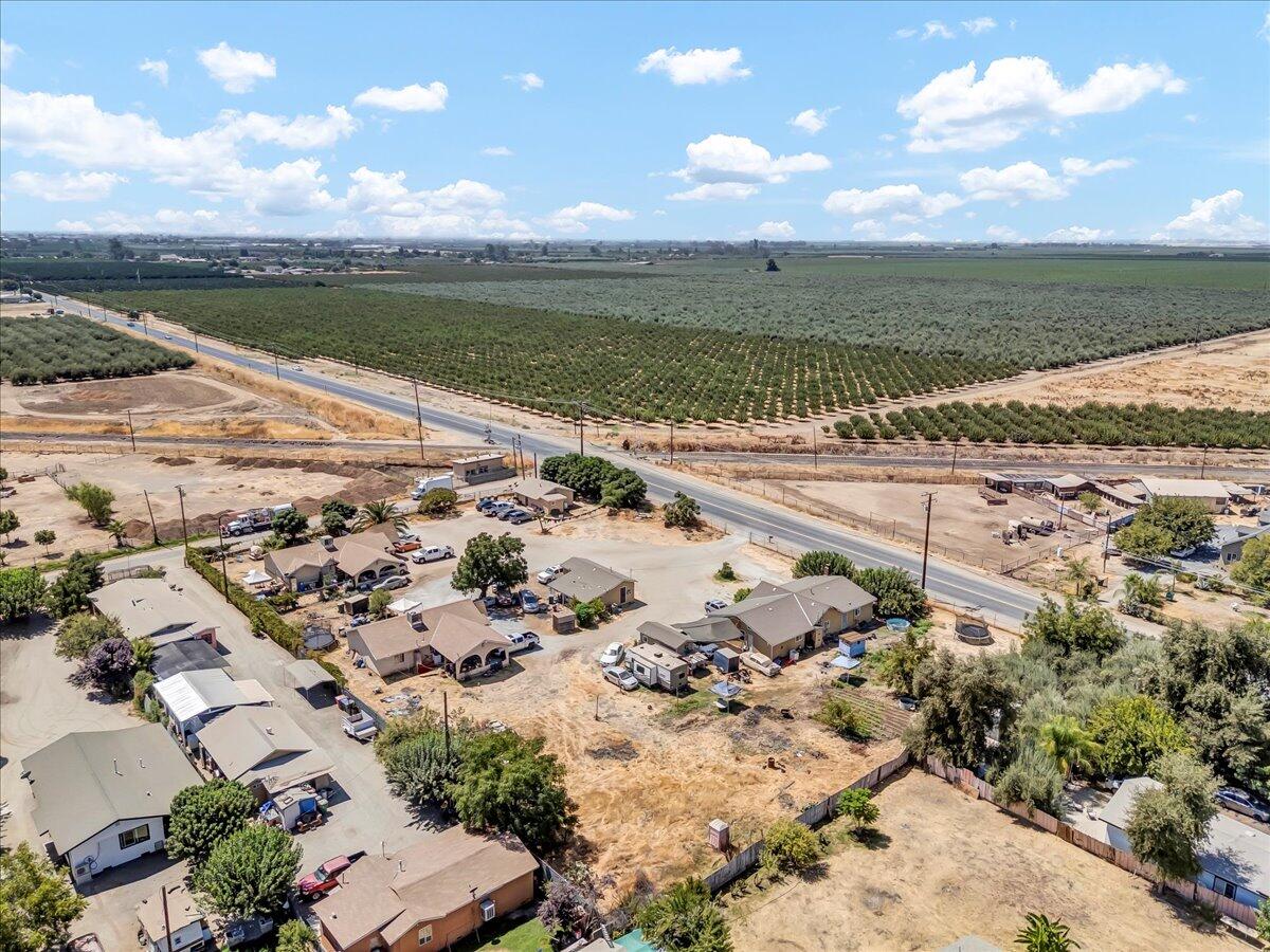 25250 Rd 216, Lindsay, CA 93247
