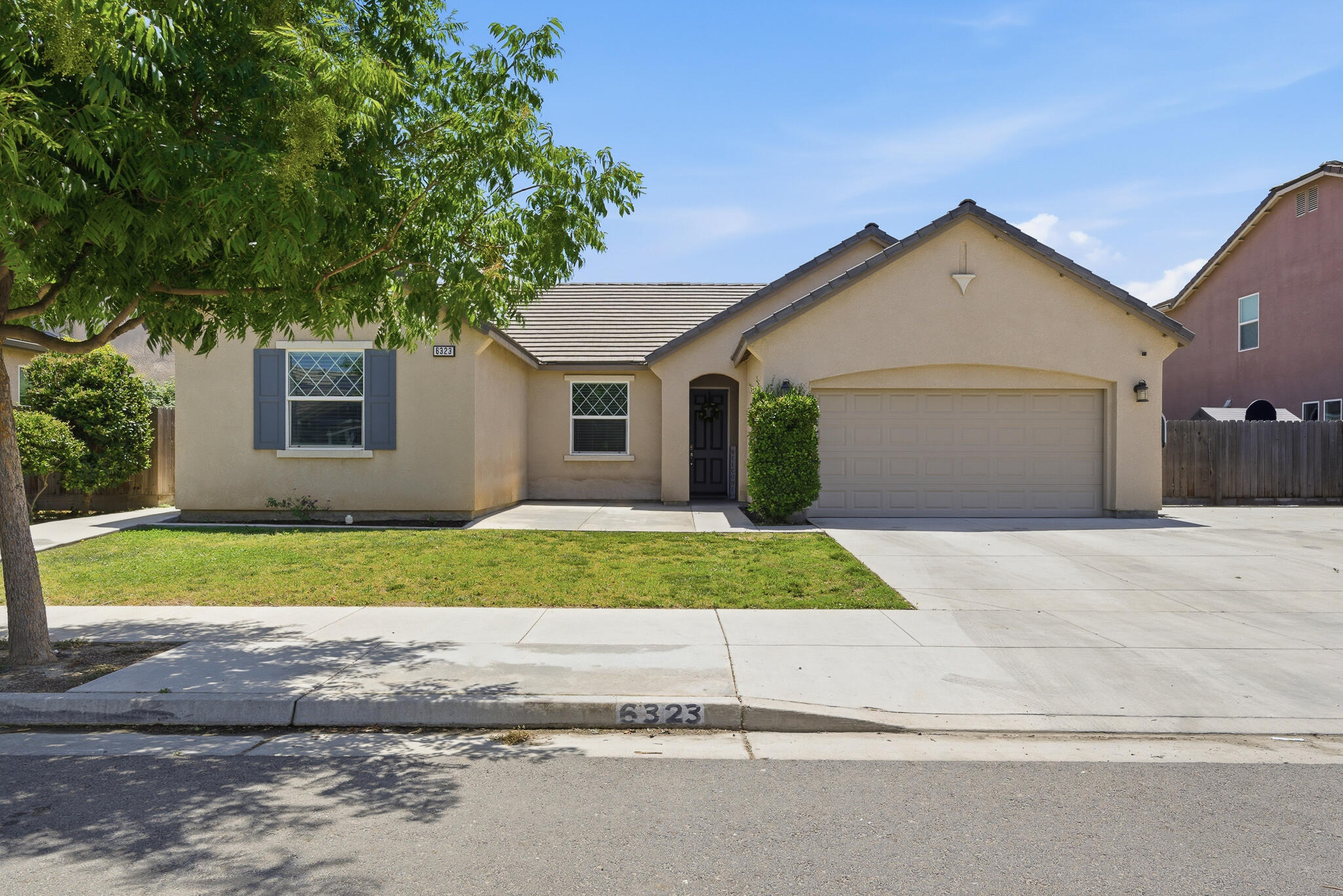 6323 W Harold Ave, Visalia, CA 93291