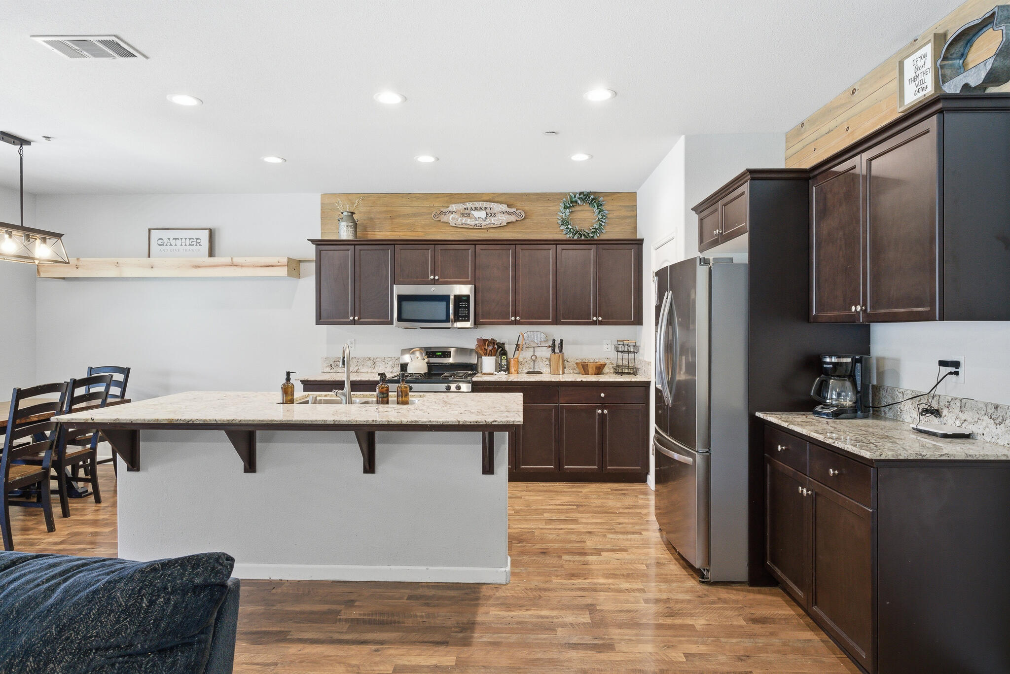 6323 W Harold Ave, Visalia, CA 93291
