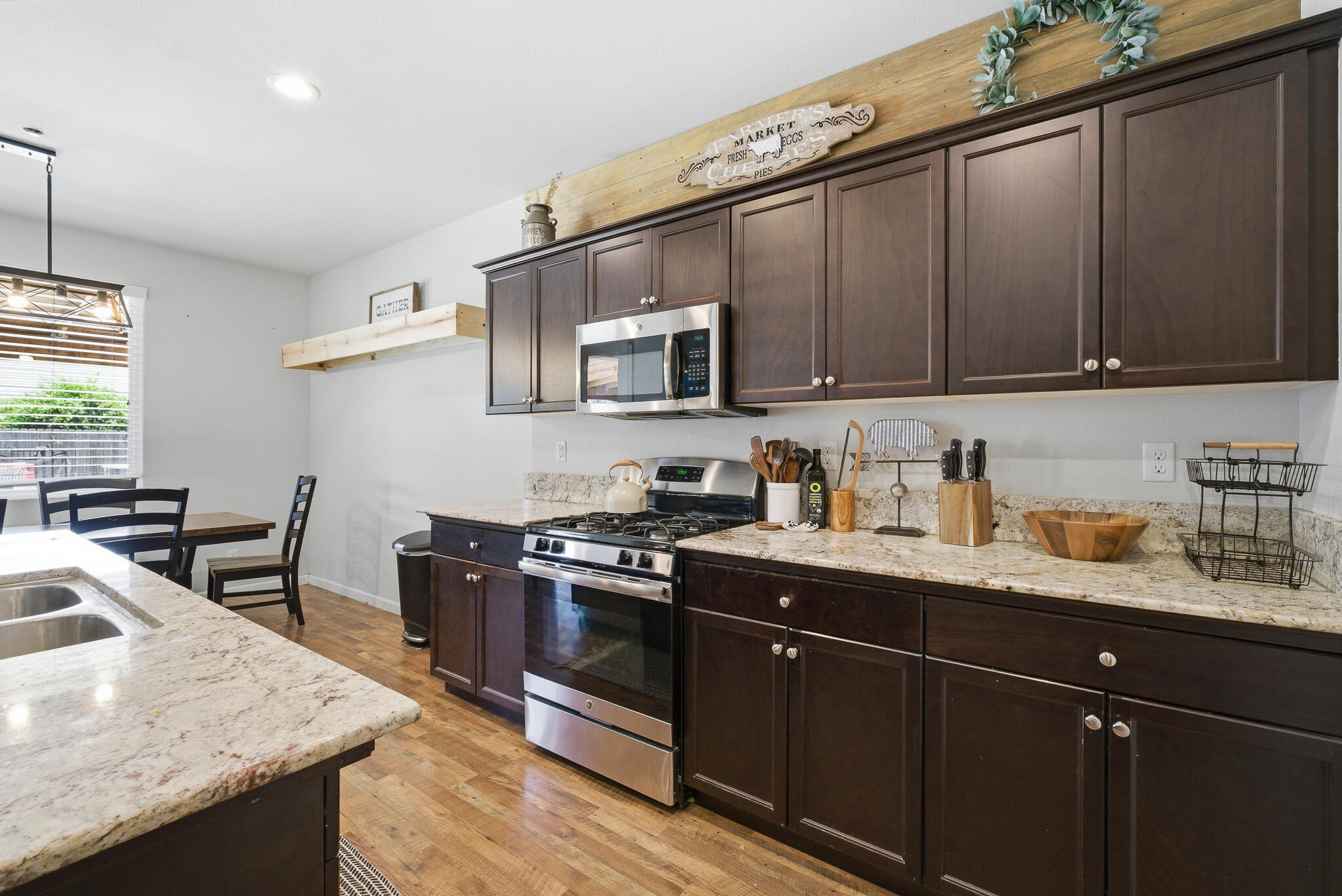 6323 W Harold Ave, Visalia, CA 93291