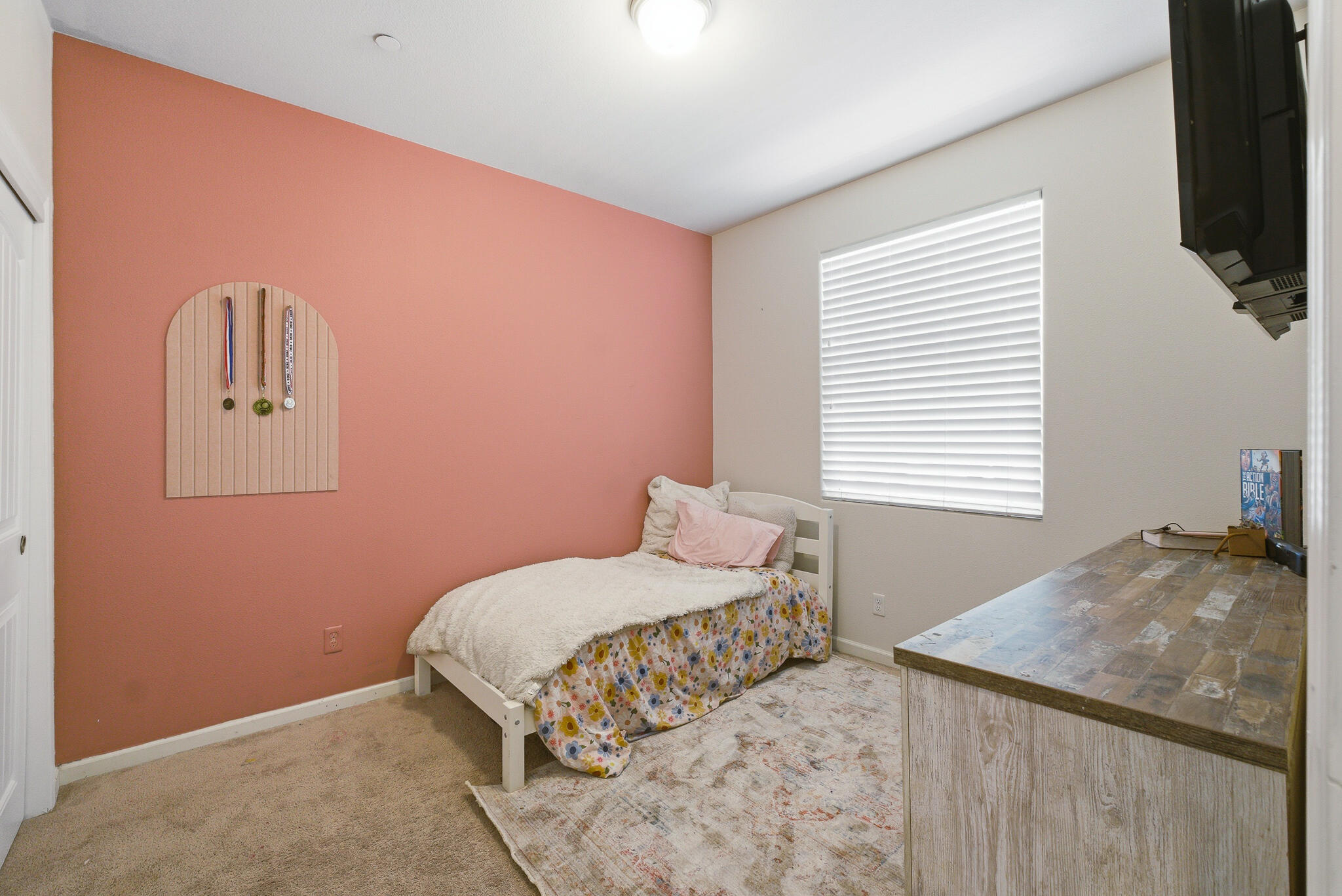 6323 W Harold Ave, Visalia, CA 93291