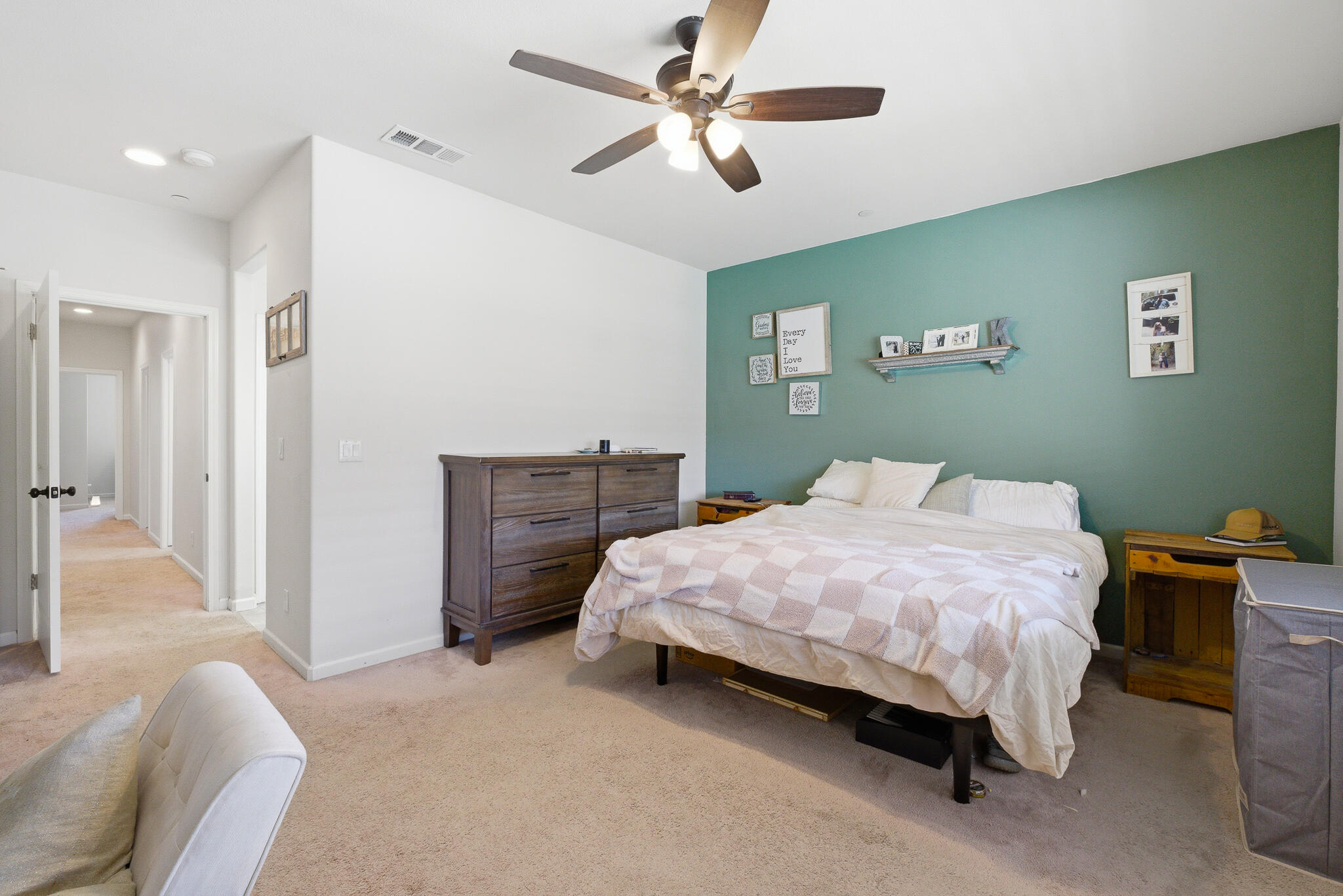 6323 W Harold Ave, Visalia, CA 93291