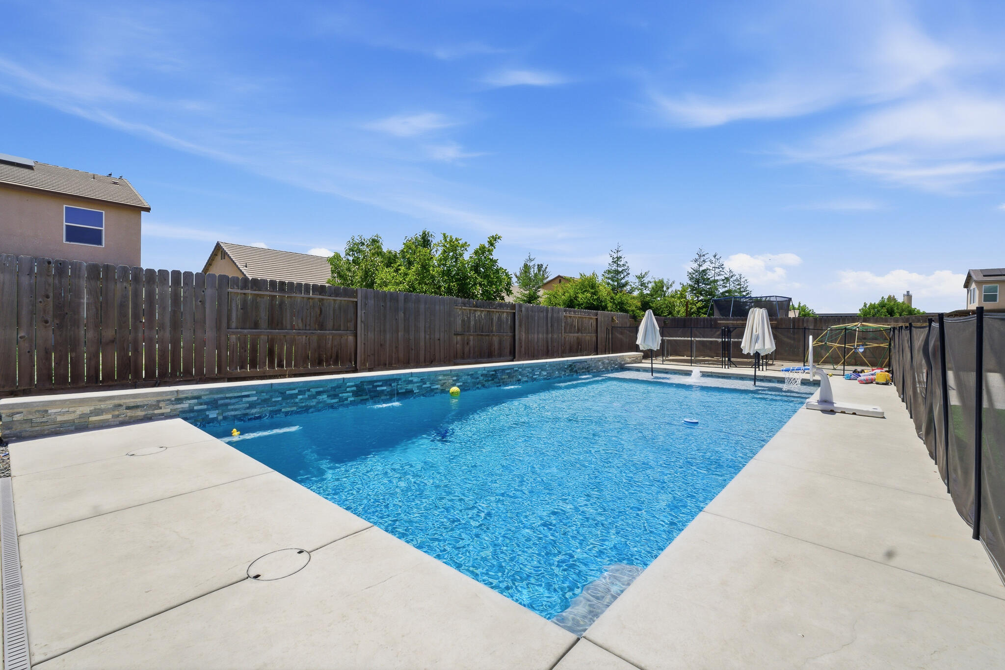 6323 W Harold Ave, Visalia, CA 93291