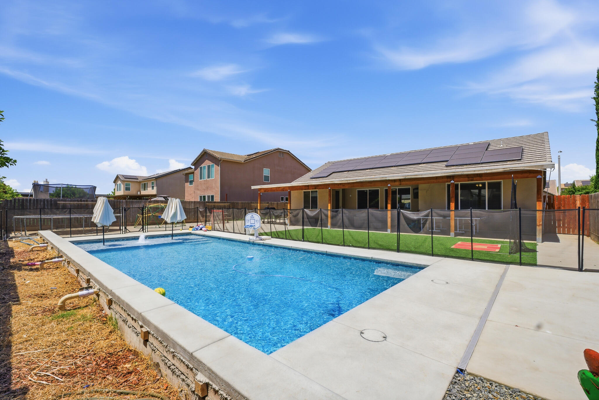 6323 W Harold Ave, Visalia, CA 93291