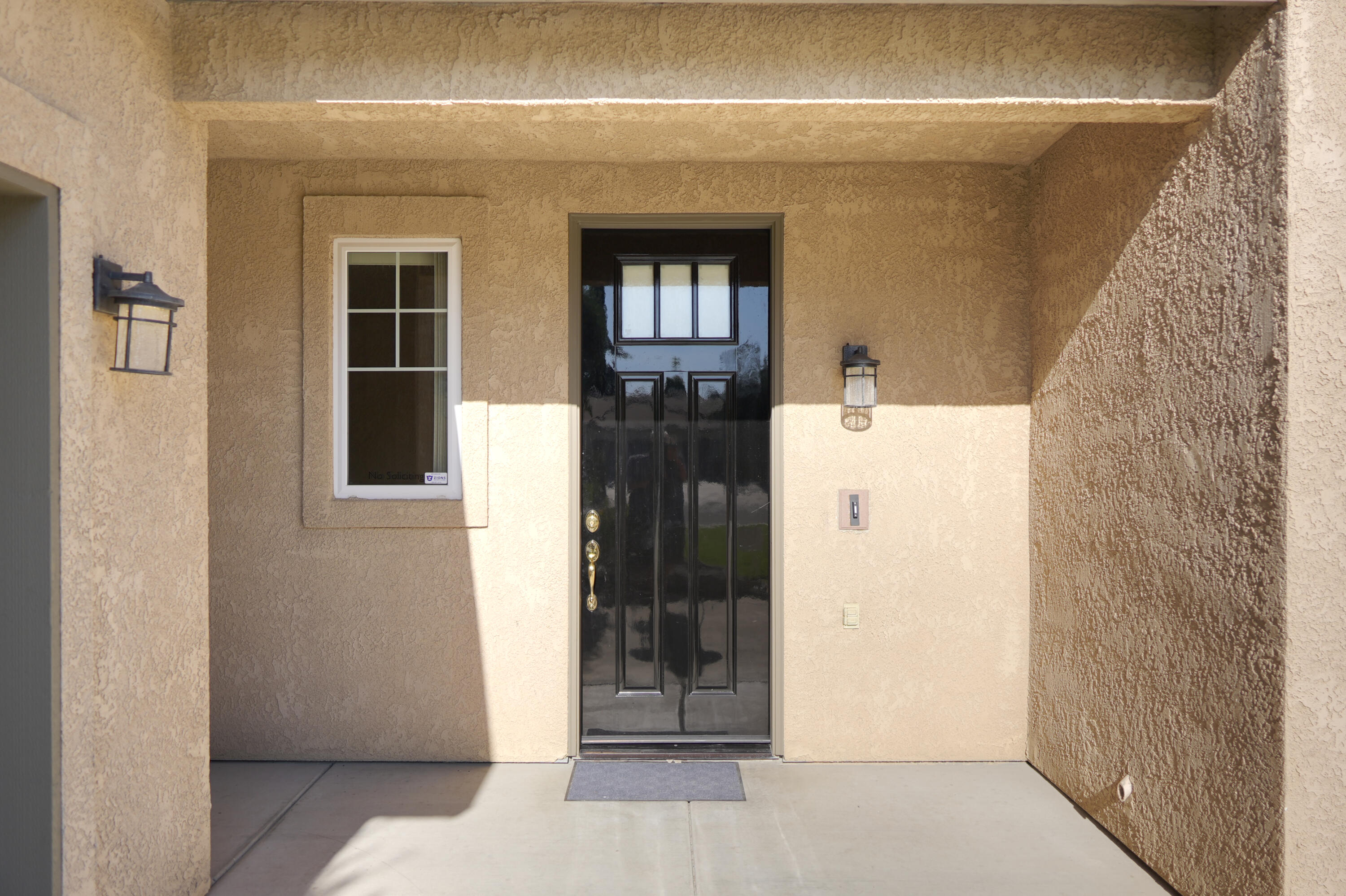 1752 Maduro Ct, Tulare, CA 93274
