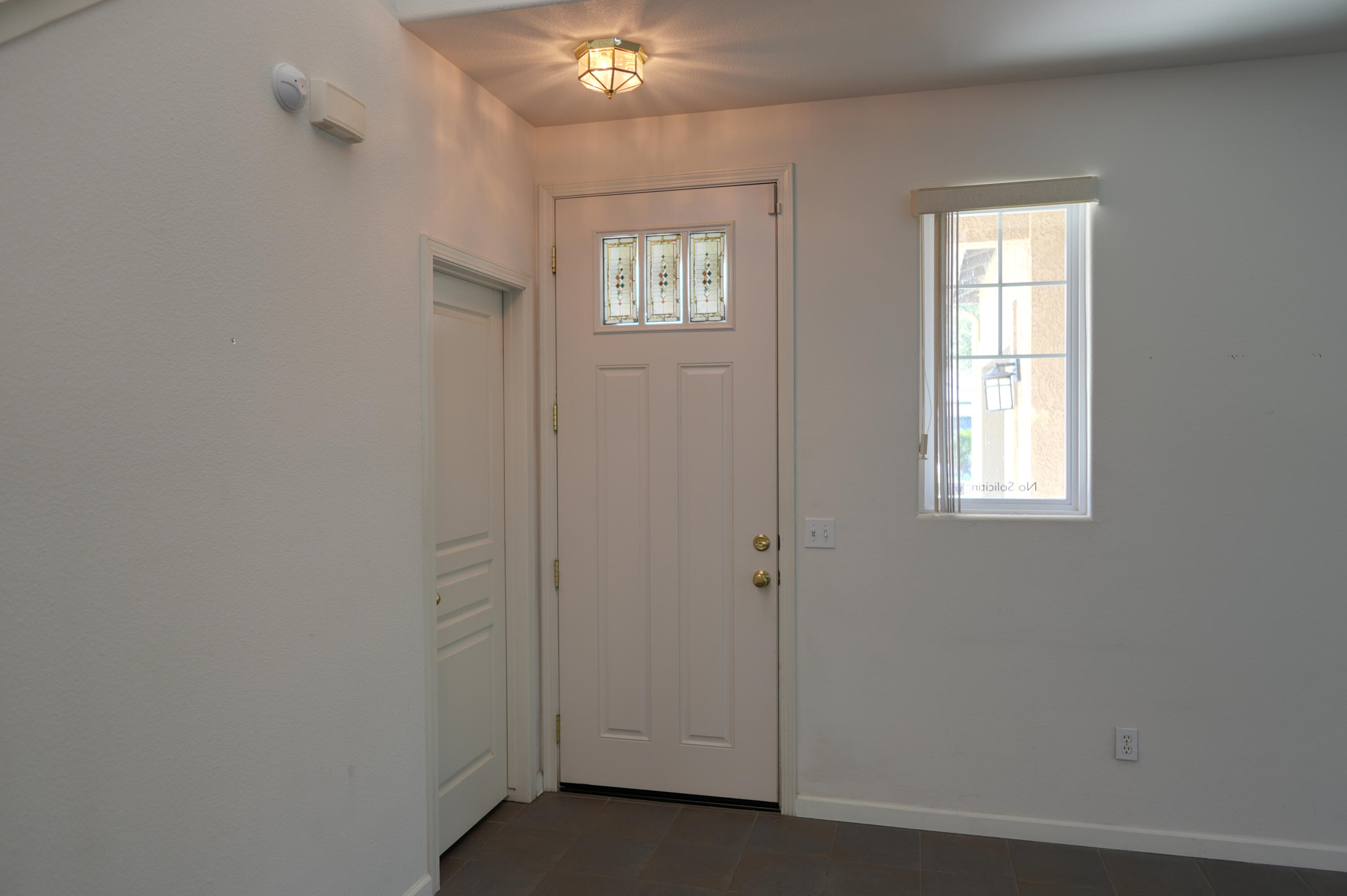 1752 Maduro Ct, Tulare, CA 93274