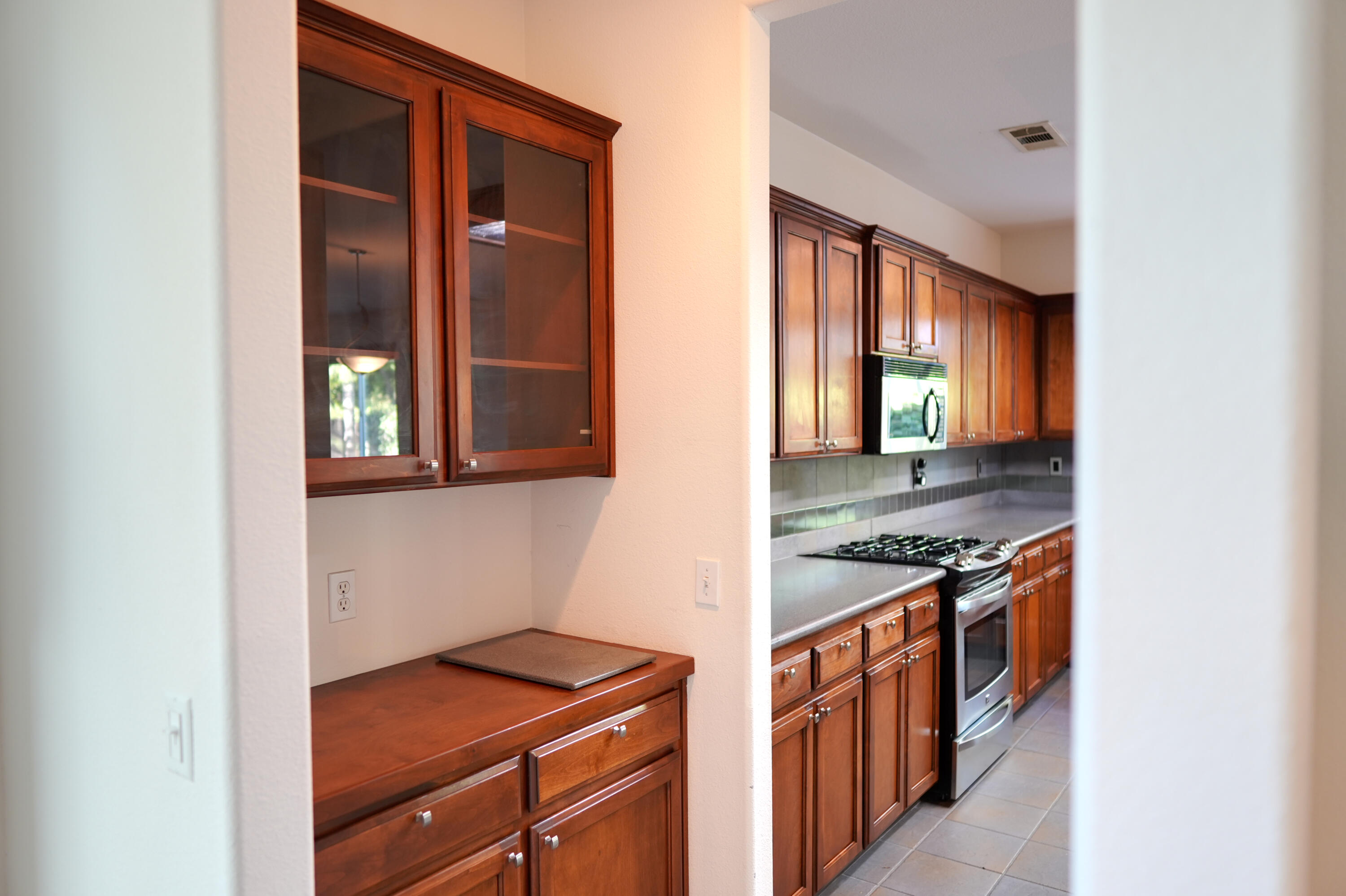 1752 Maduro Ct, Tulare, CA 93274