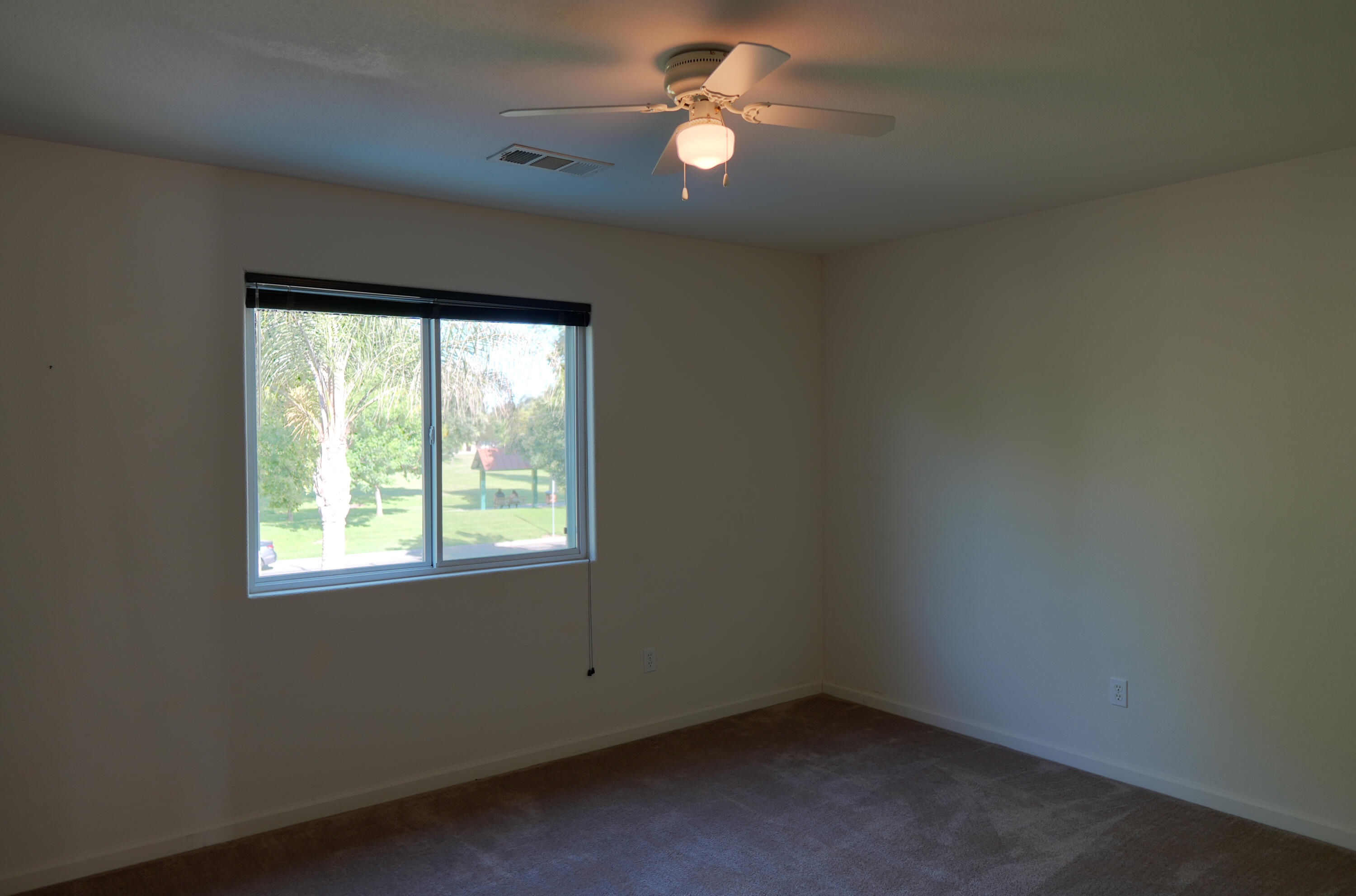 1752 Maduro Ct, Tulare, CA 93274