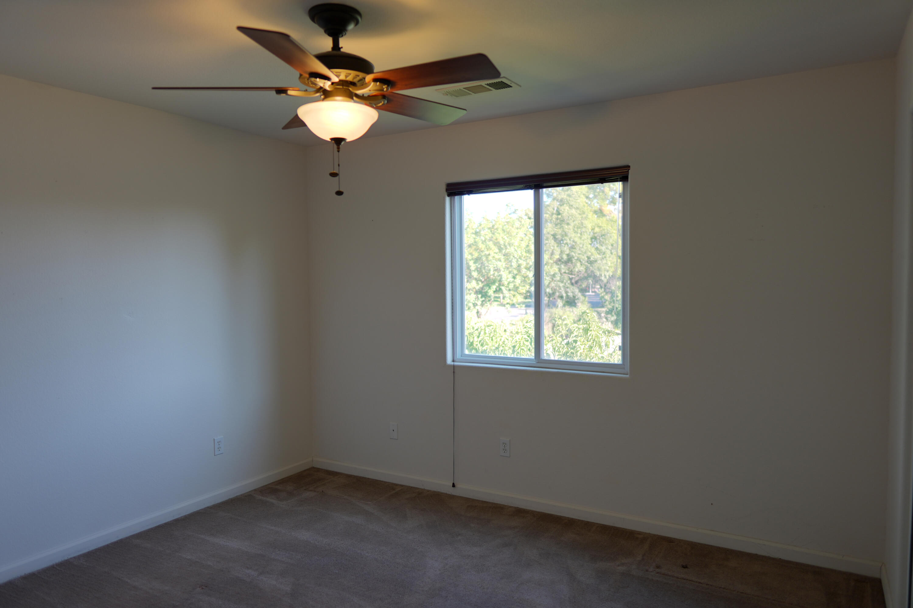 1752 Maduro Ct, Tulare, CA 93274