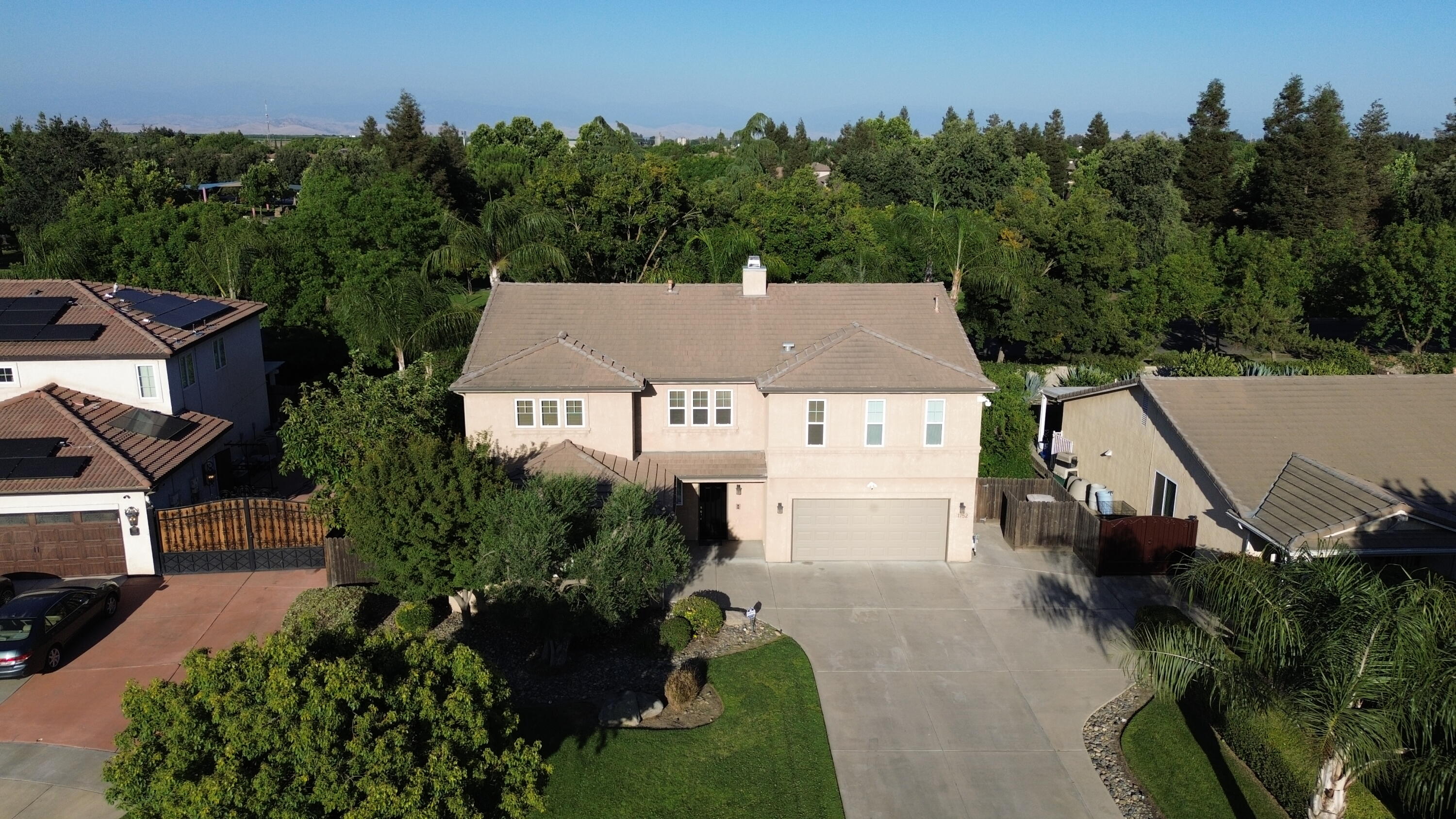 1752 Maduro Ct, Tulare, CA 93274
