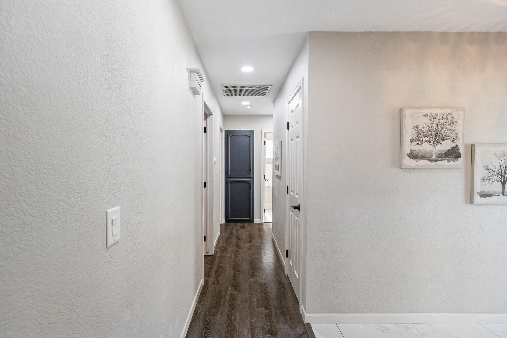 5445 W Harter Ave, Visalia, CA 93277