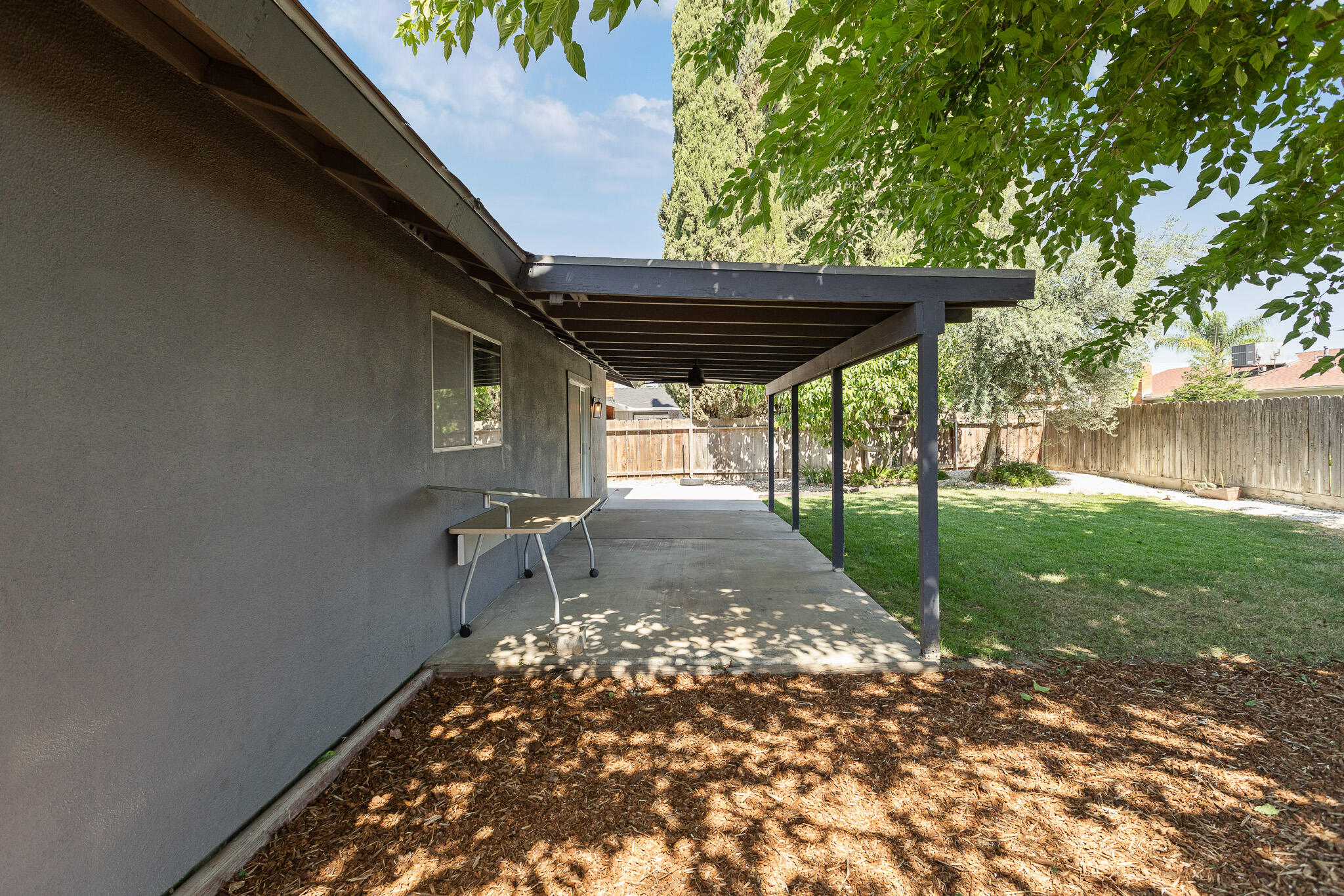 5445 W Harter Ave, Visalia, CA 93277