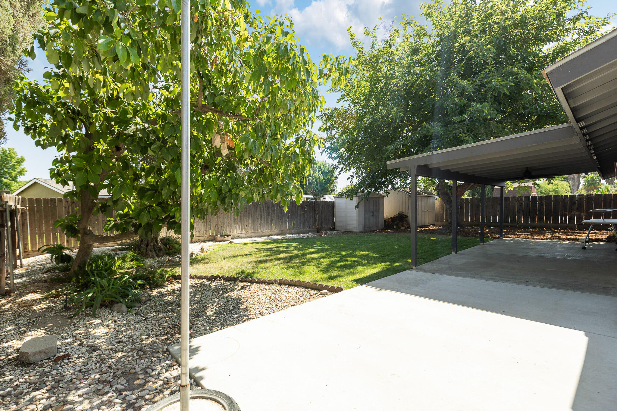 5445 W Harter Ave, Visalia, CA 93277