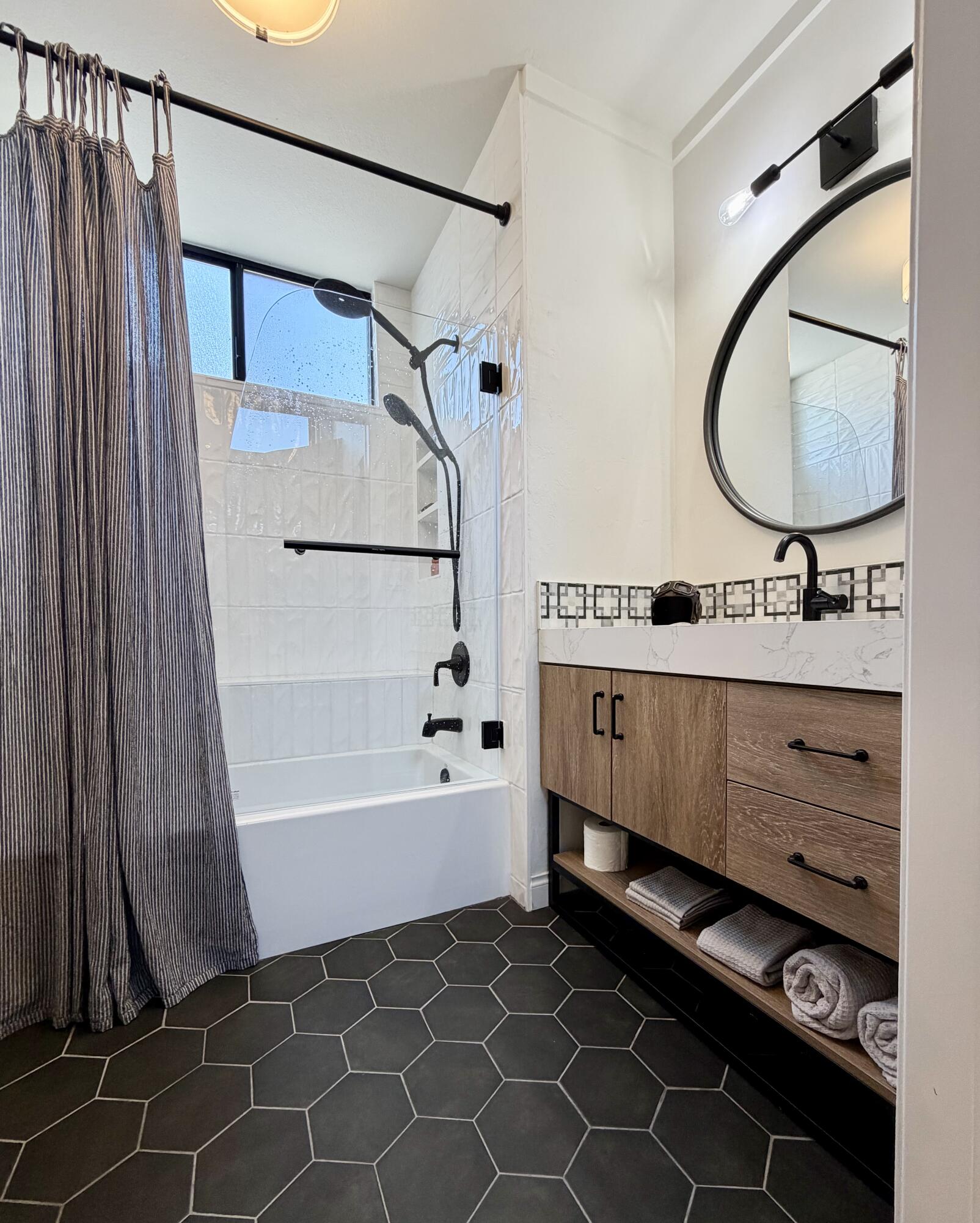 Open Photo