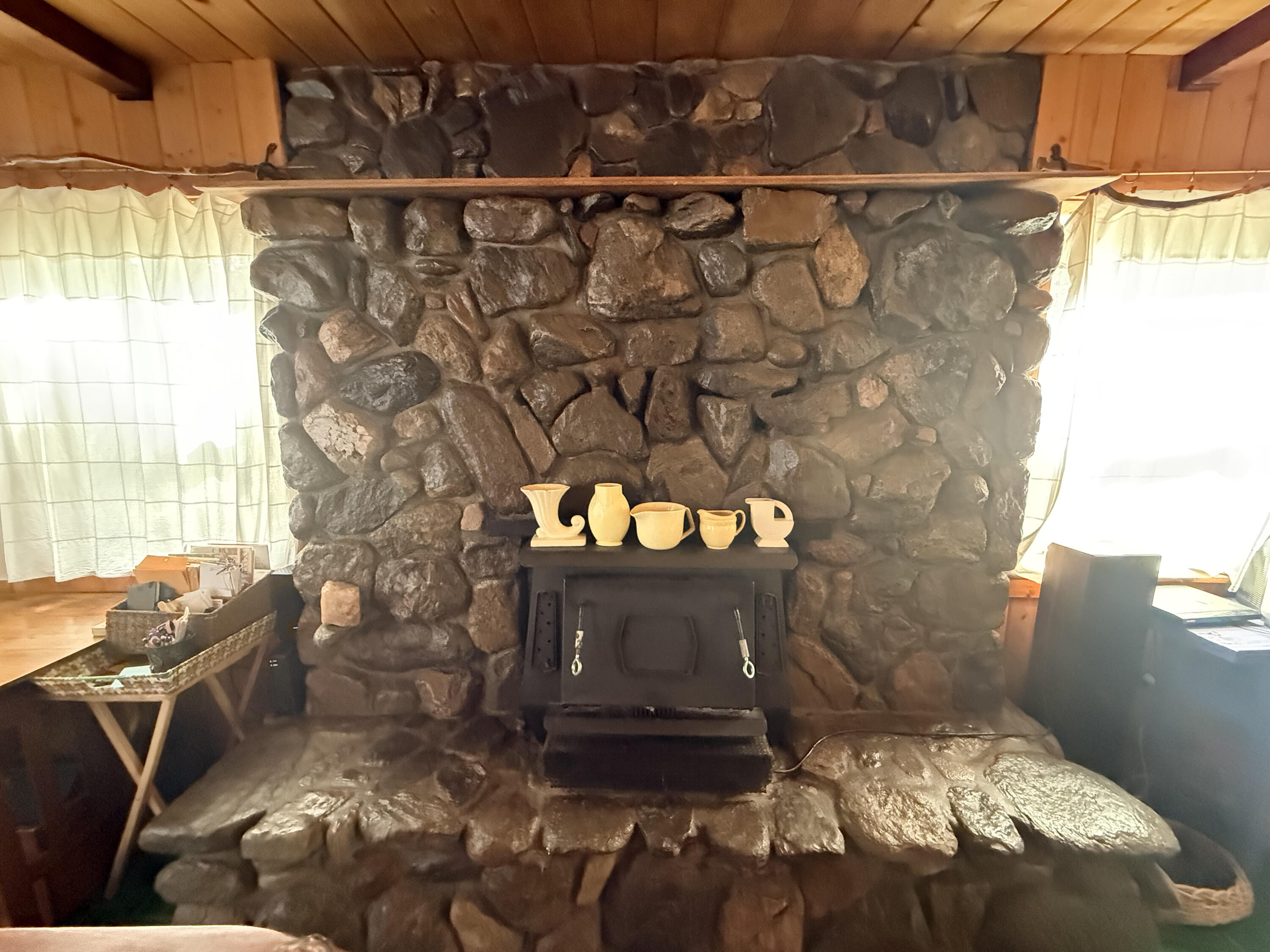 1883 James Dr, Springville, CA 93265