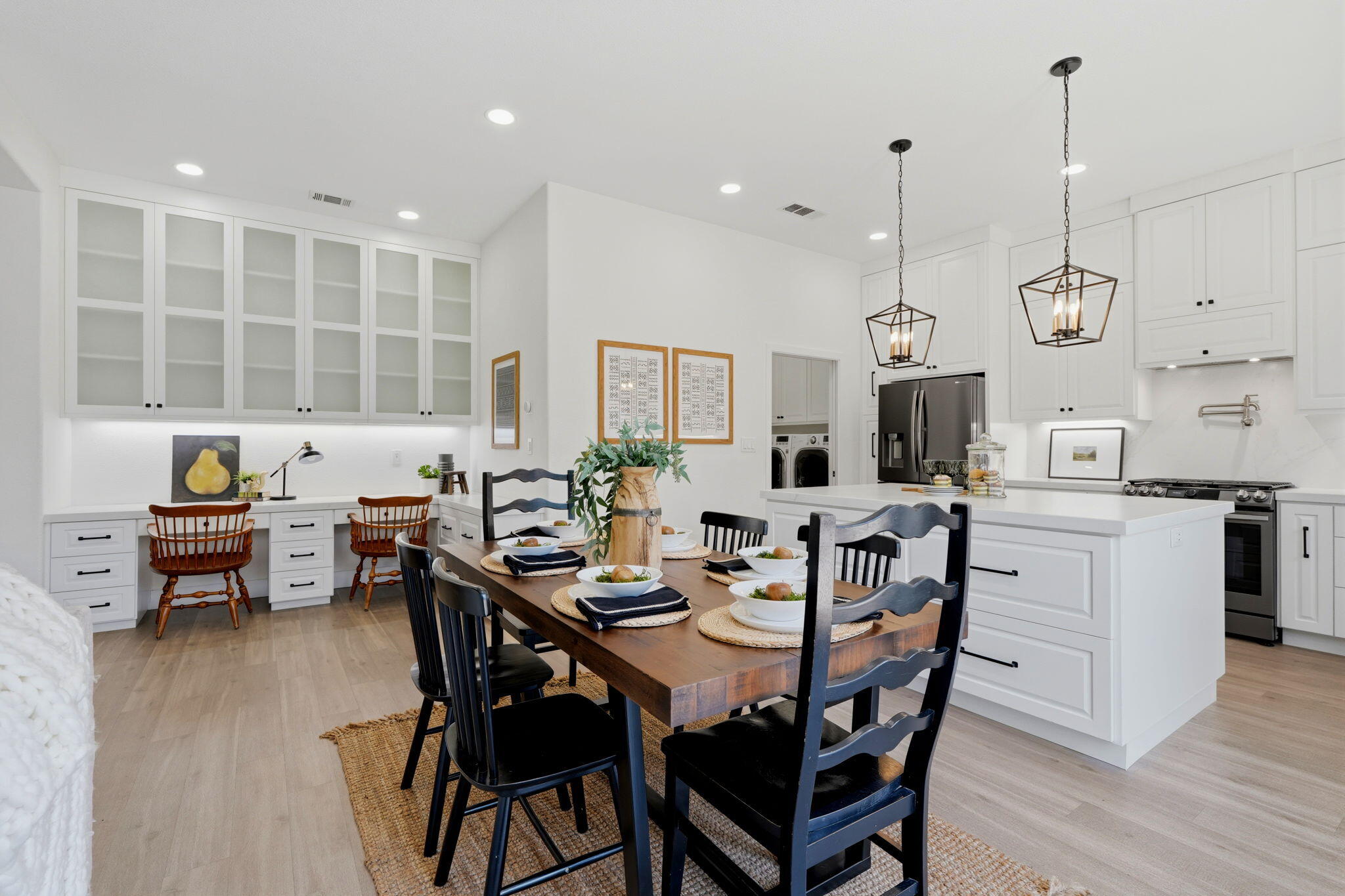 4235 W Elowin Ct, Visalia, CA 93291
