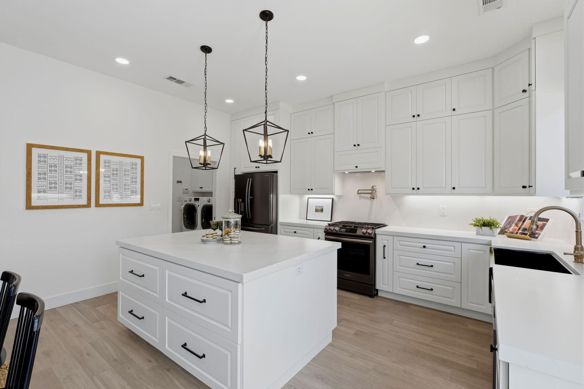 4235 W Elowin Ct, Visalia, CA 93291