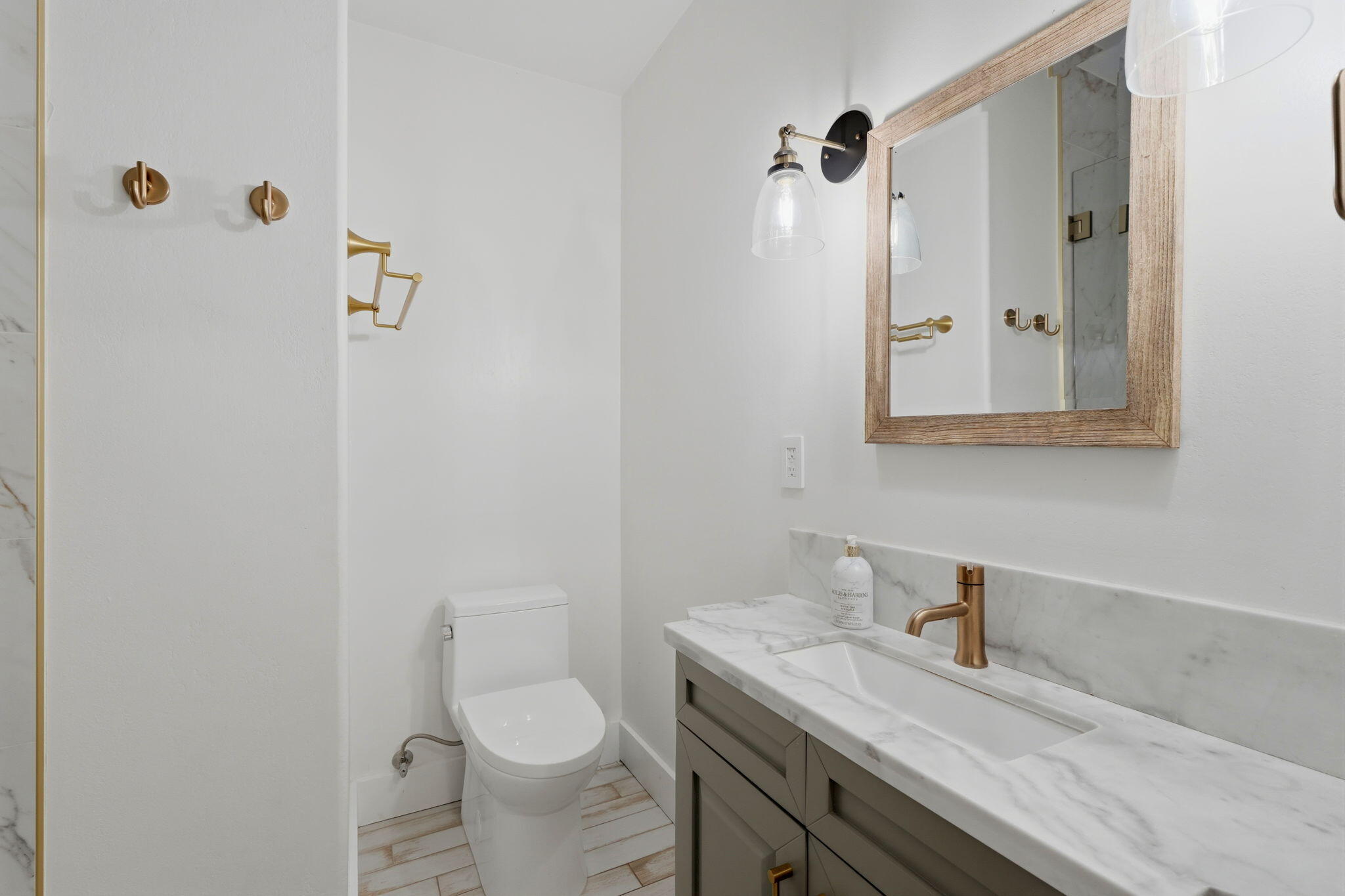 4235 W Elowin Ct, Visalia, CA 93291