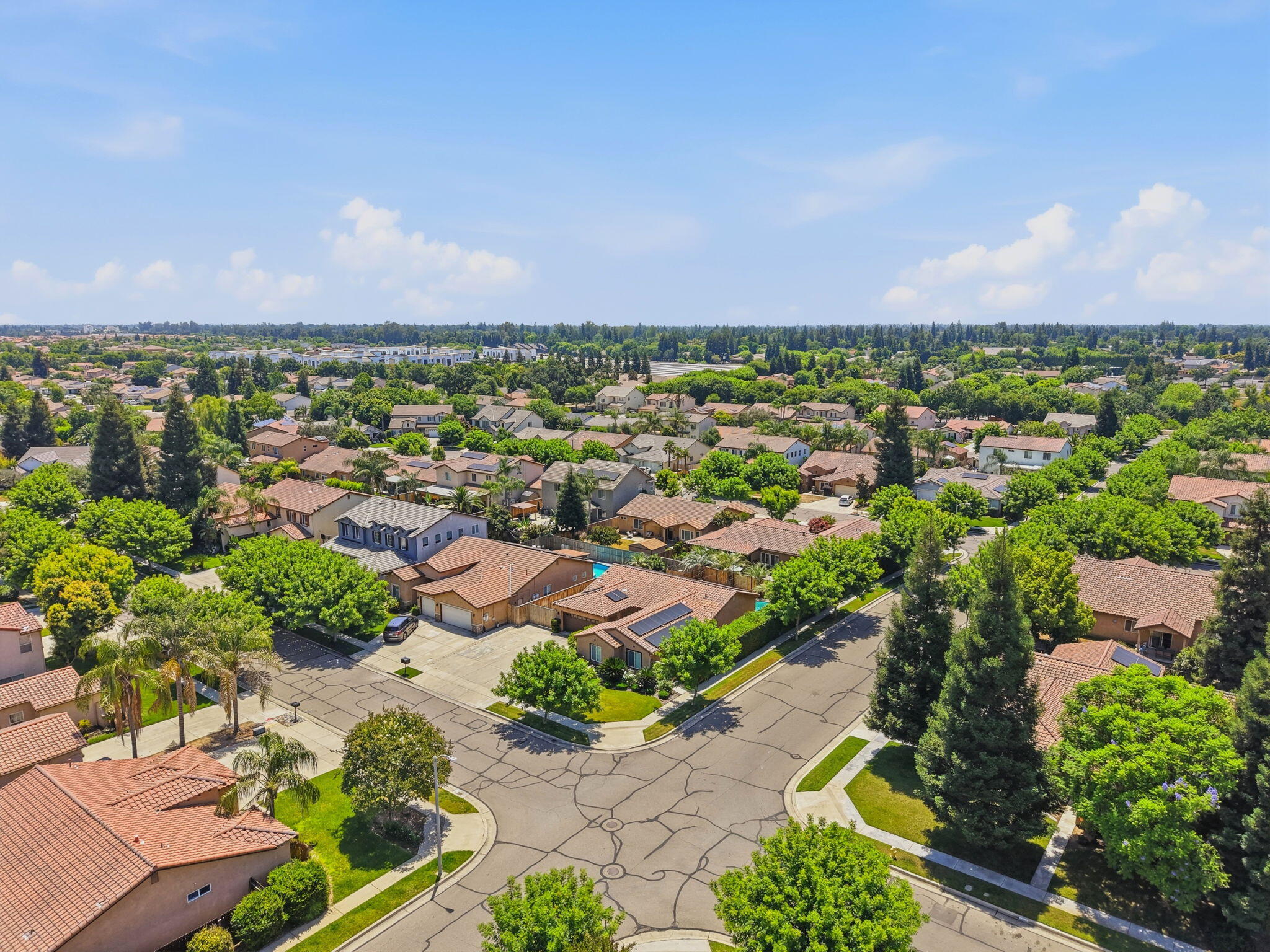 4235 W Elowin Ct, Visalia, CA 93291