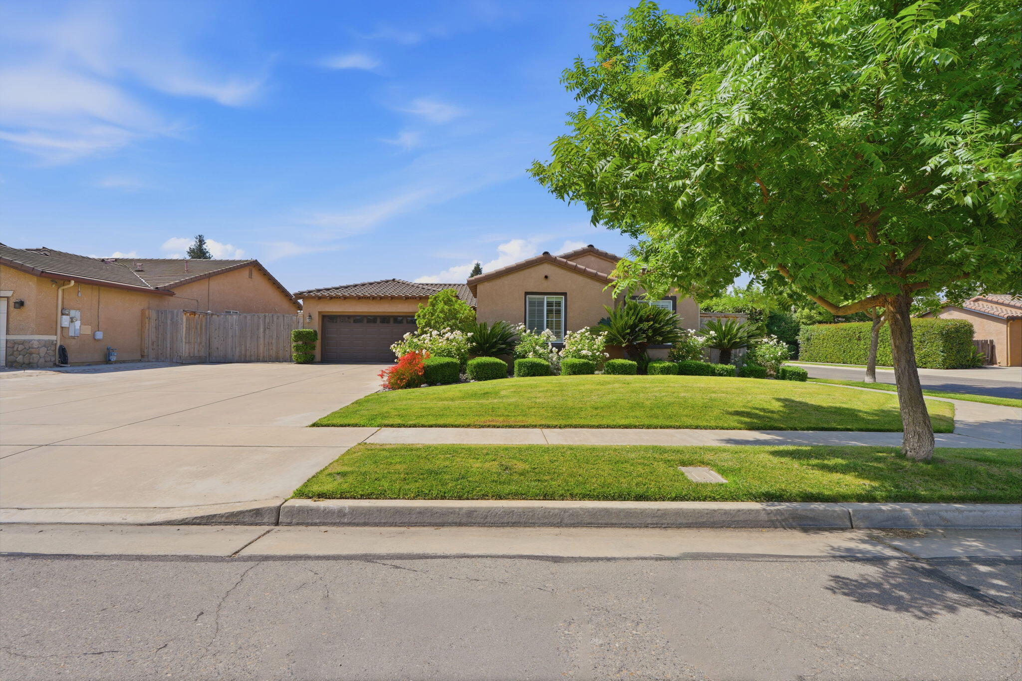 4235 W Elowin Ct, Visalia, CA 93291