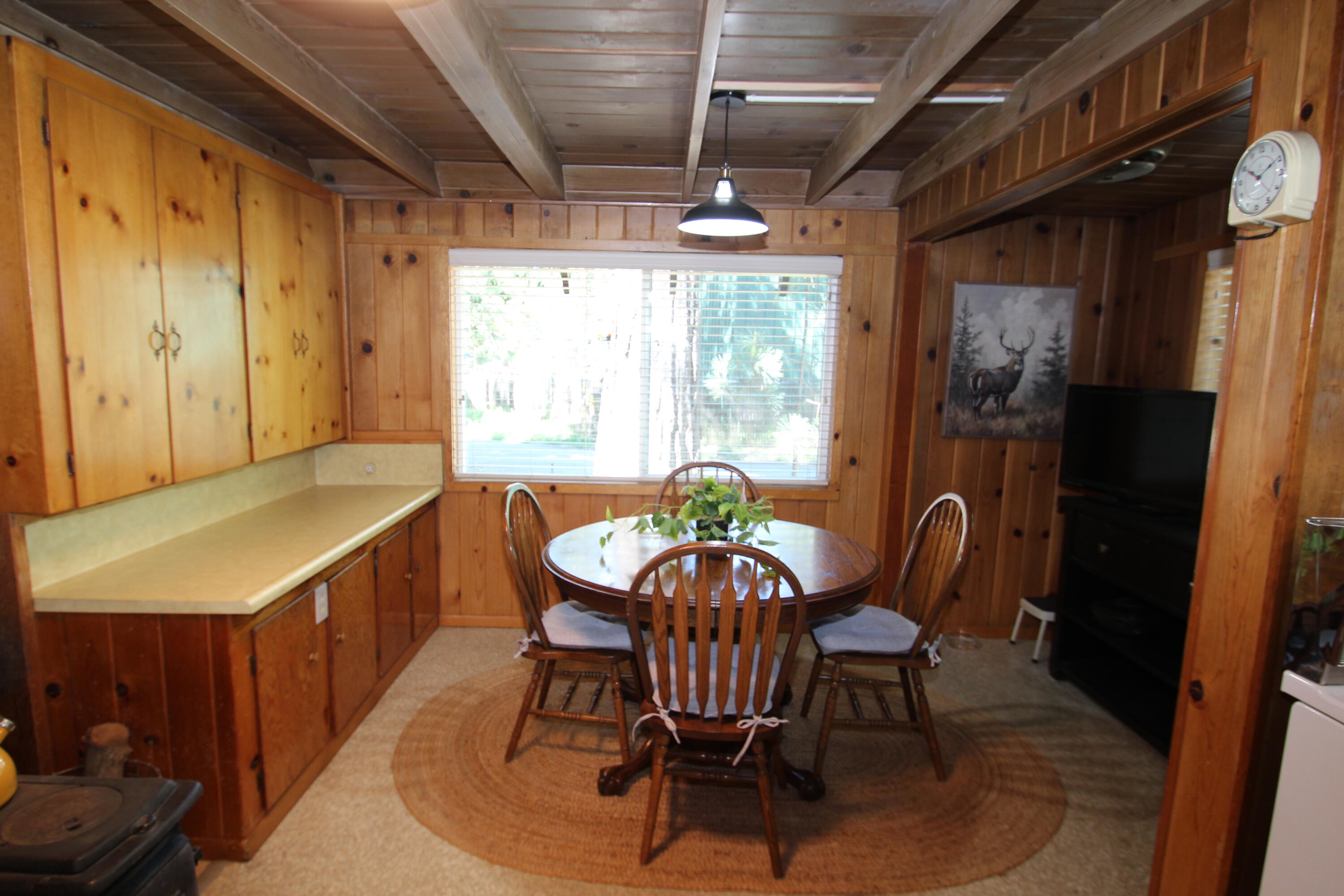 496 Trails End, Springville, CA 93265