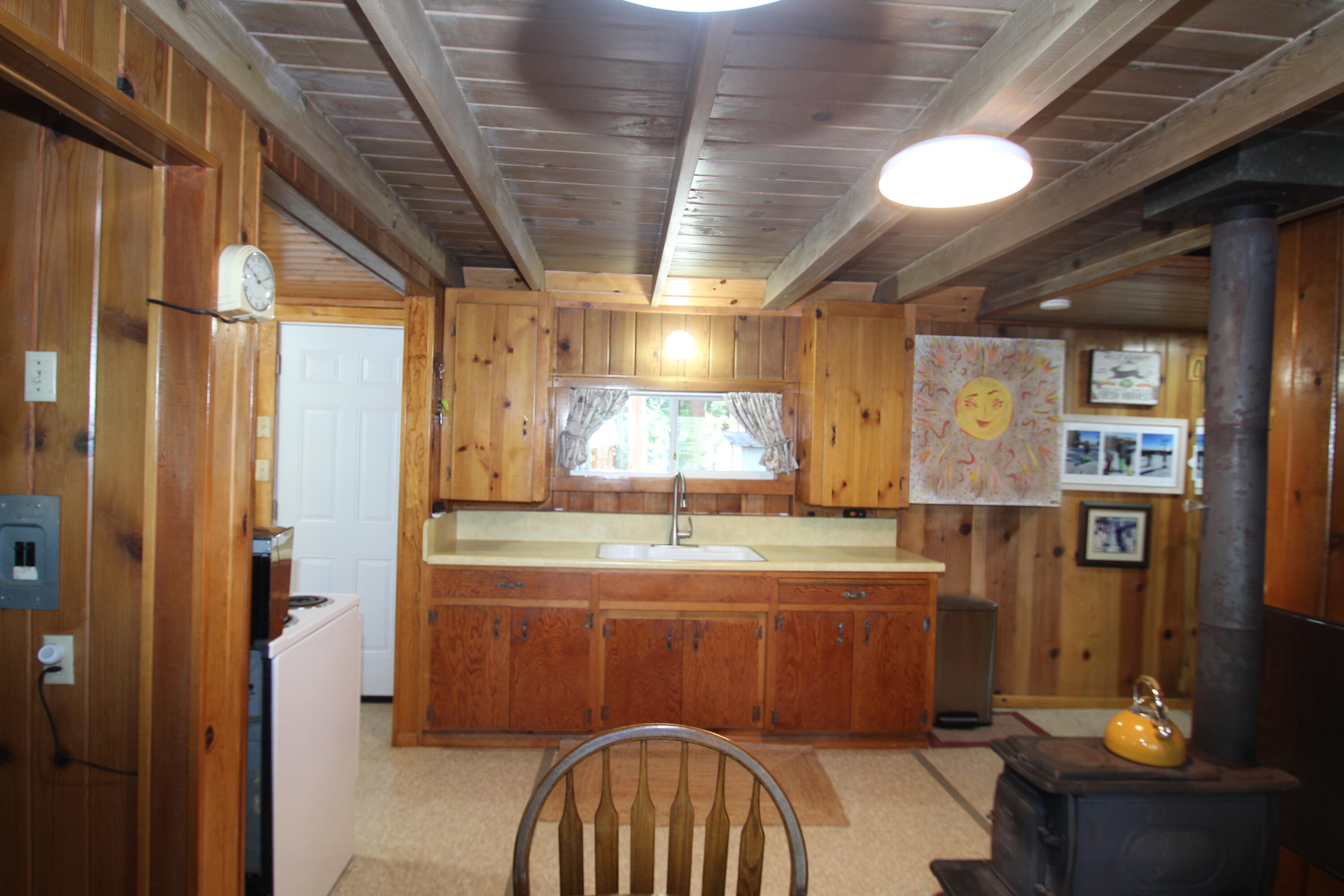 496 Trails End, Springville, CA 93265
