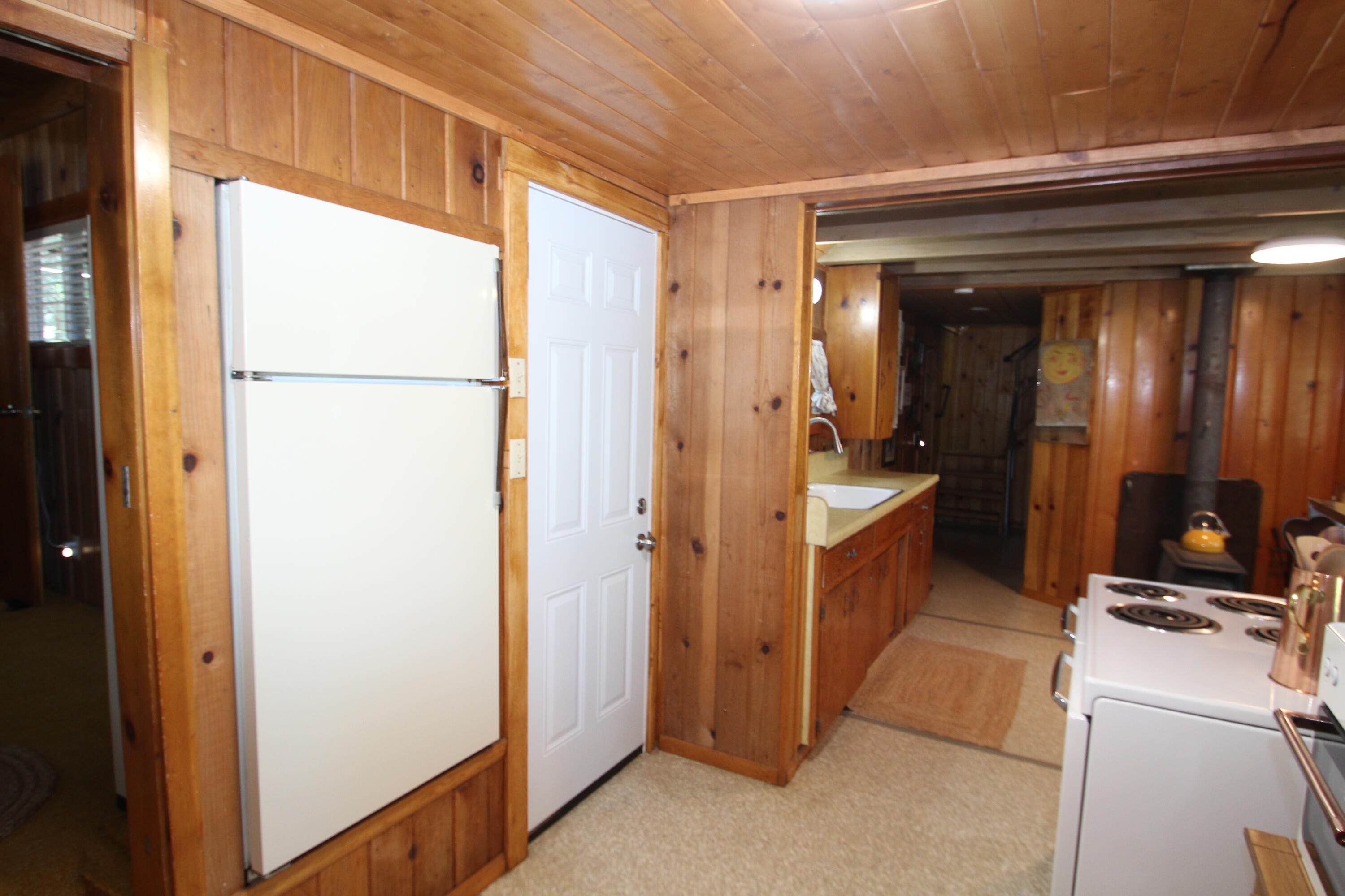 496 Trails End, Springville, CA 93265