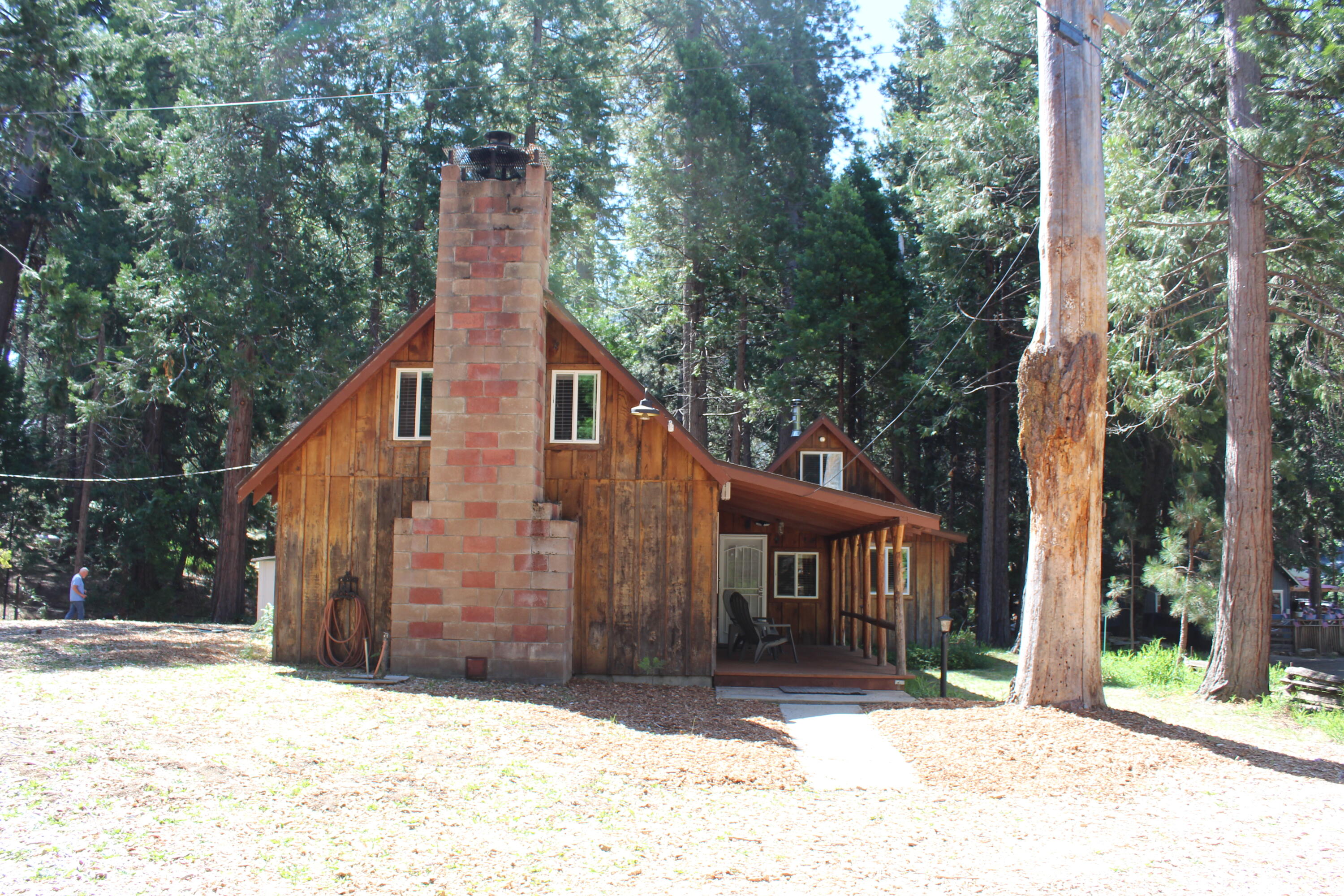 496 Trails End, Springville, CA 93265