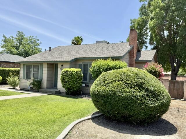 1709 W Main St, Visalia, CA 93291
