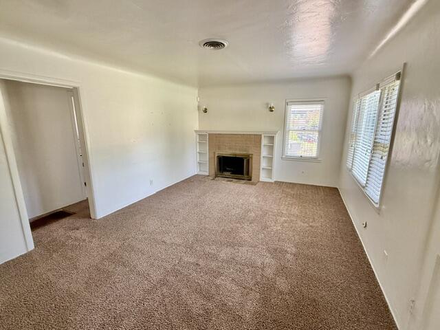 1709 W Main St, Visalia, CA 93291