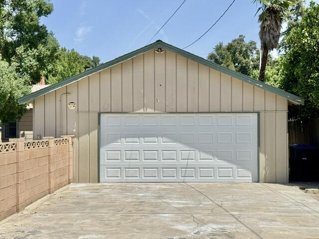 1709 W Main St, Visalia, CA 93291