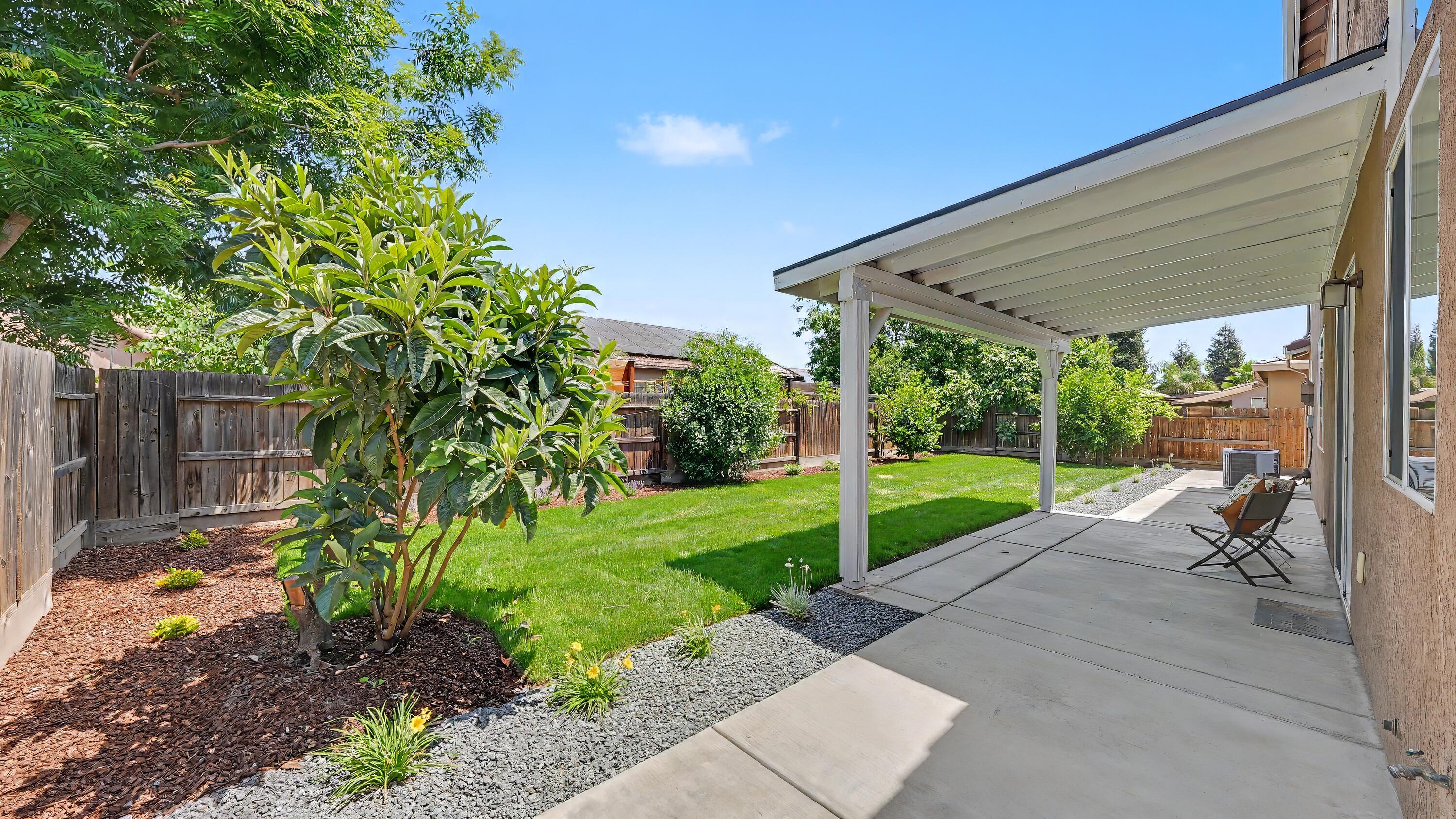 4212 W Clinton Ct, Visalia, CA 93291