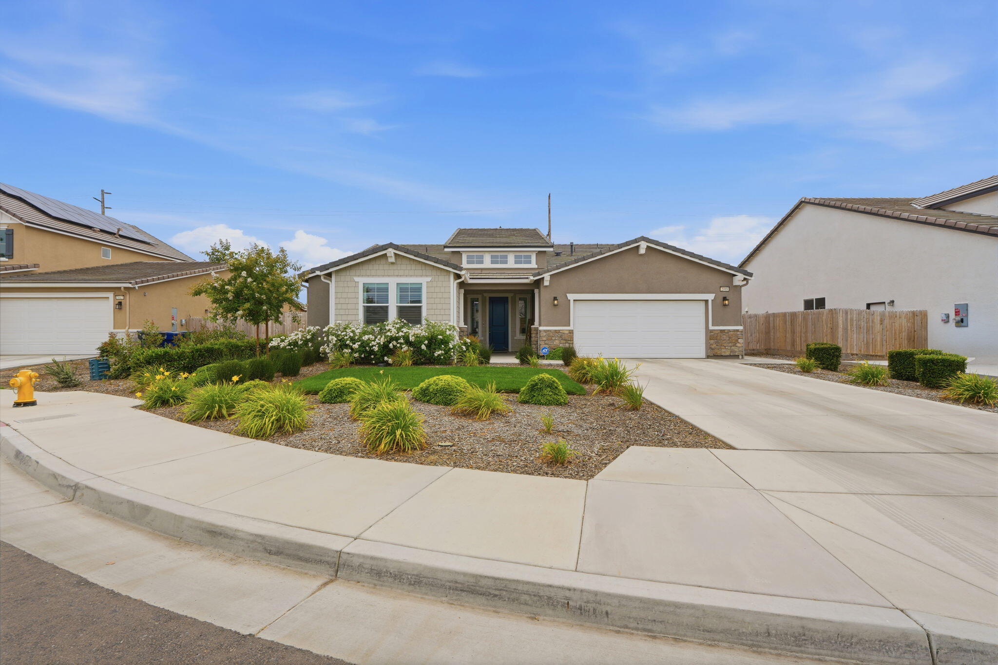 2999 Sand Hills Ave, Tulare, CA 93274