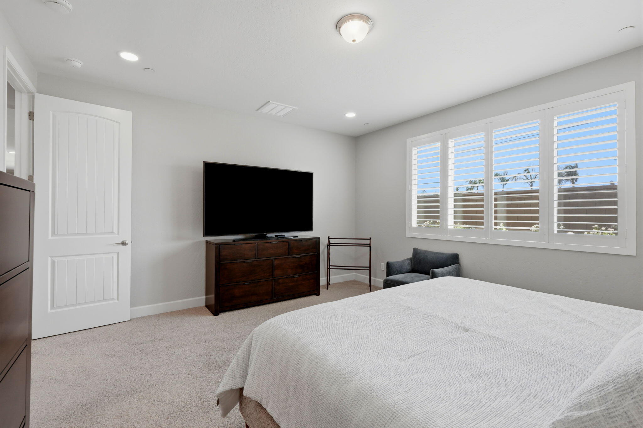2999 Sand Hills Ave, Tulare, CA 93274