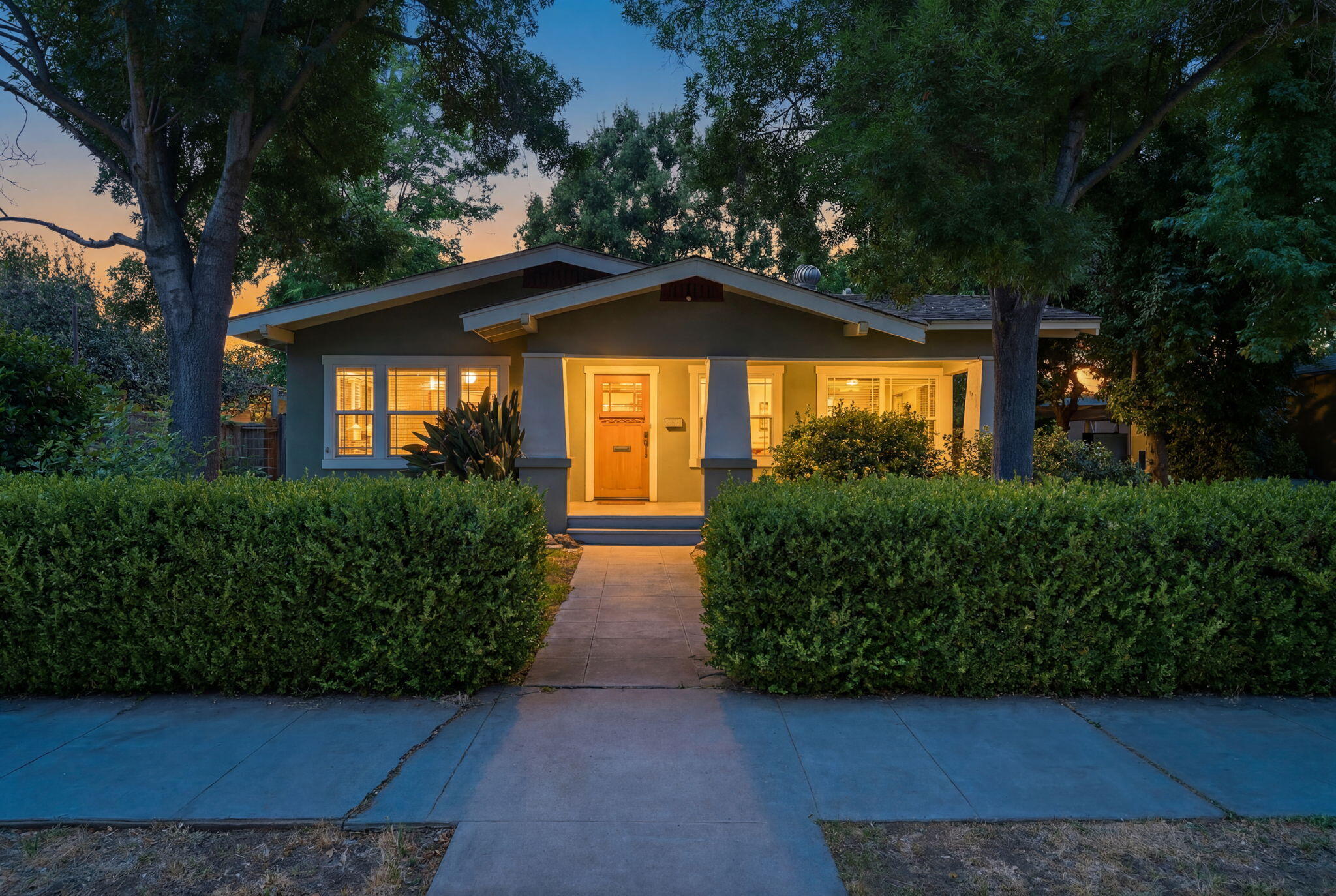 220 S D St, Exeter, CA 93221
