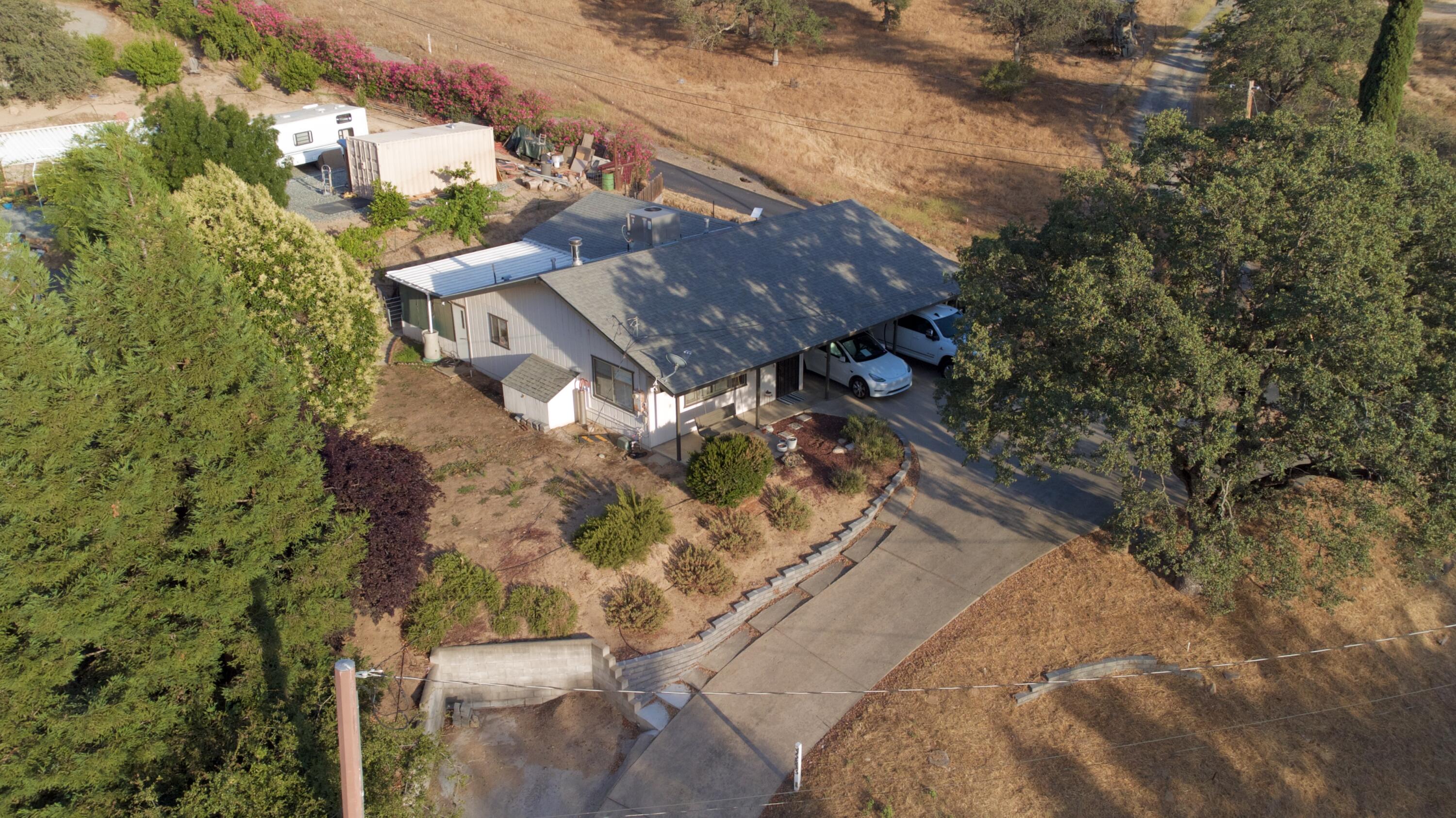 35823 Rio Vista Rd, Springville, CA 93265