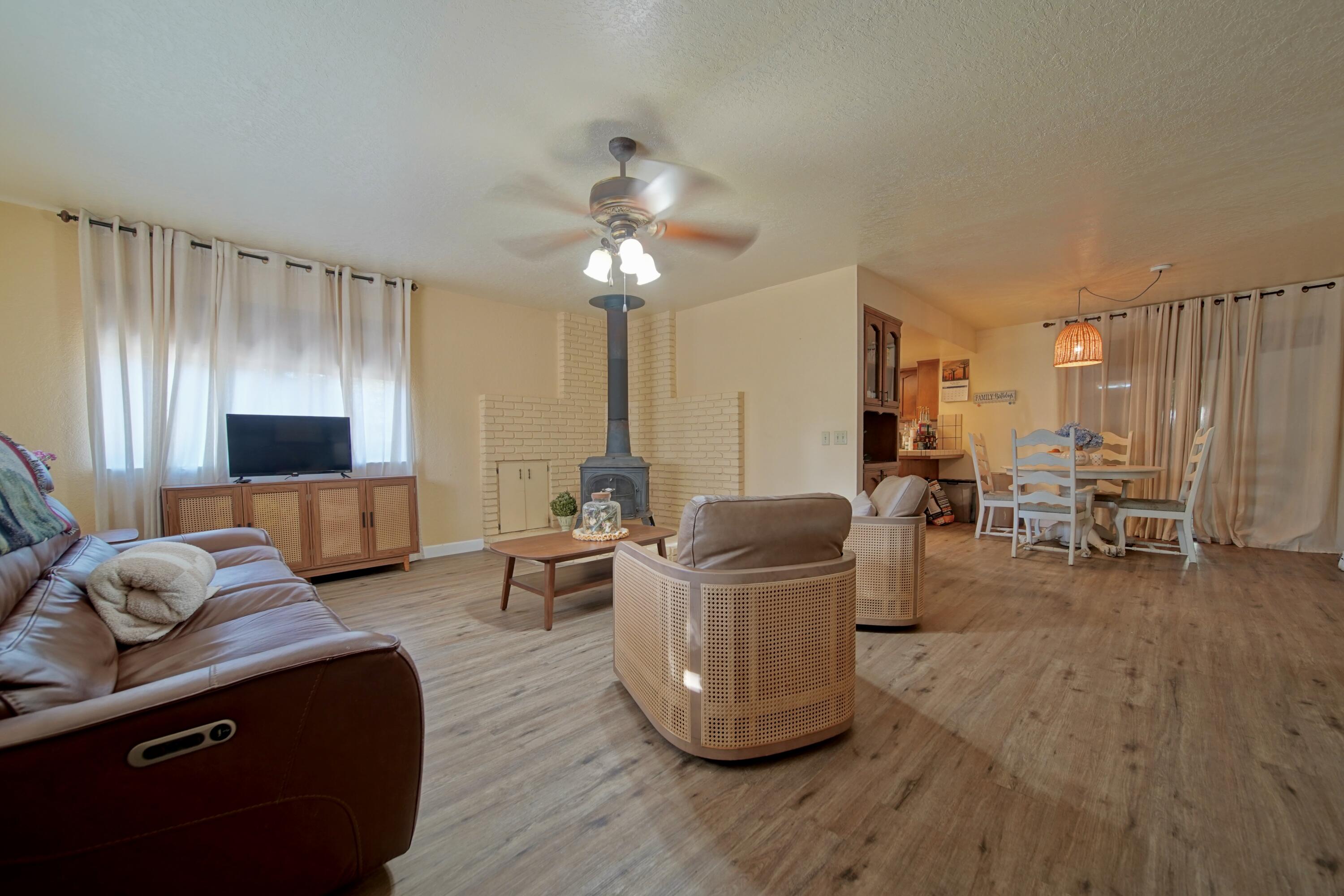 35823 Rio Vista Rd, Springville, CA 93265